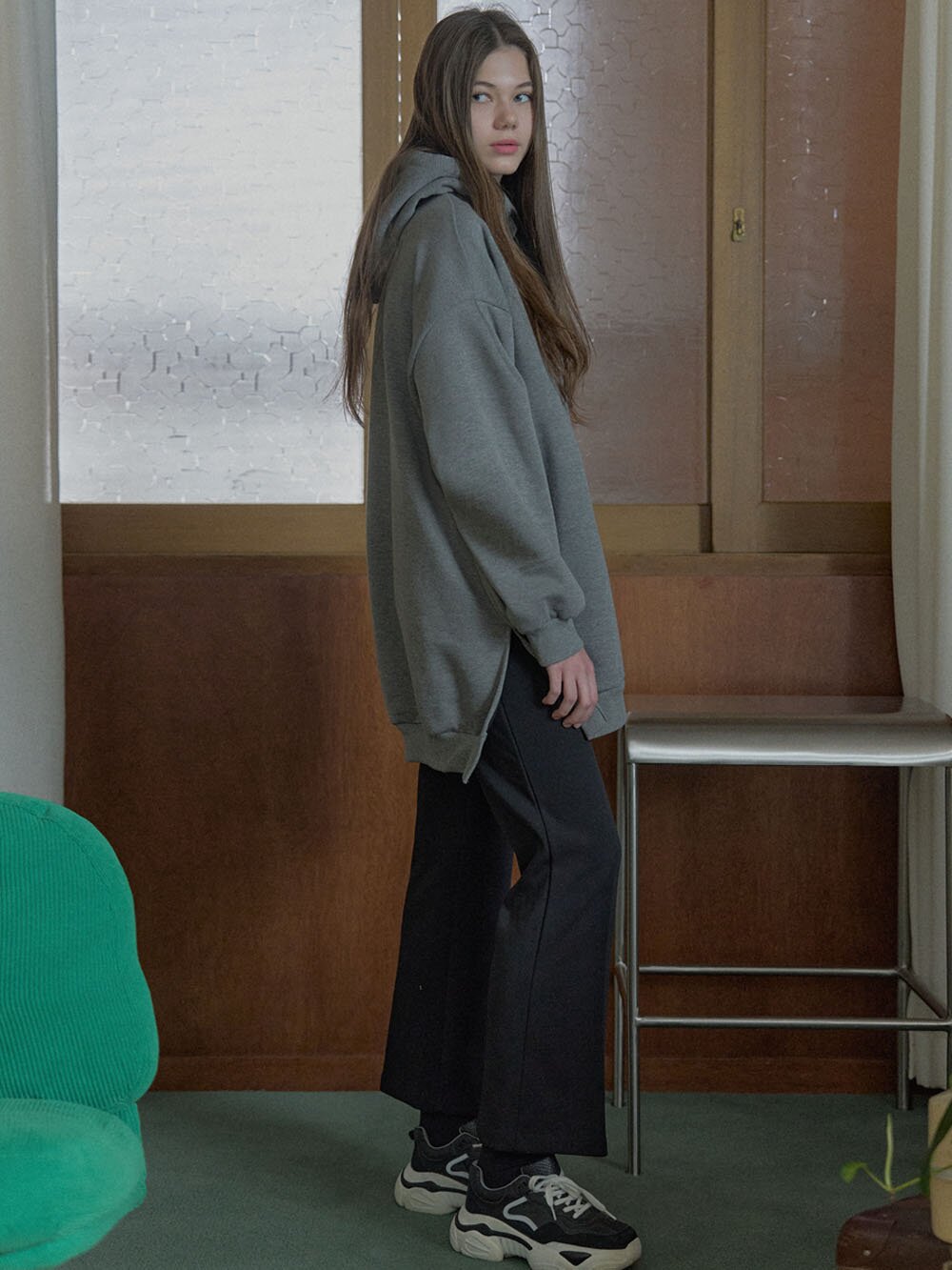 Logo Hooded Long T-Shirt - CHARCOAL (기모)