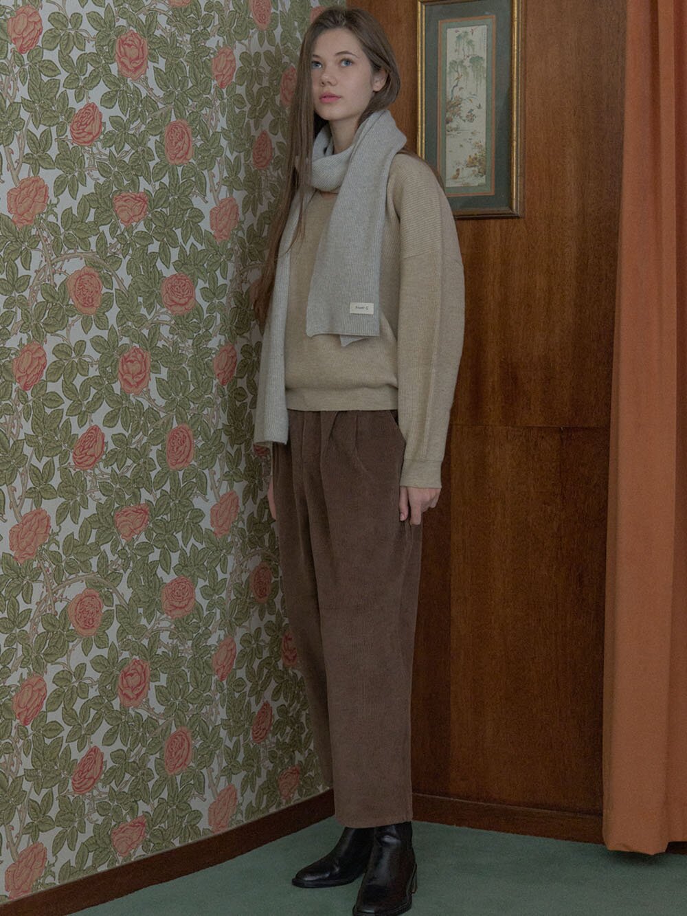 Corduroy Crop Banding Pants - BROWN