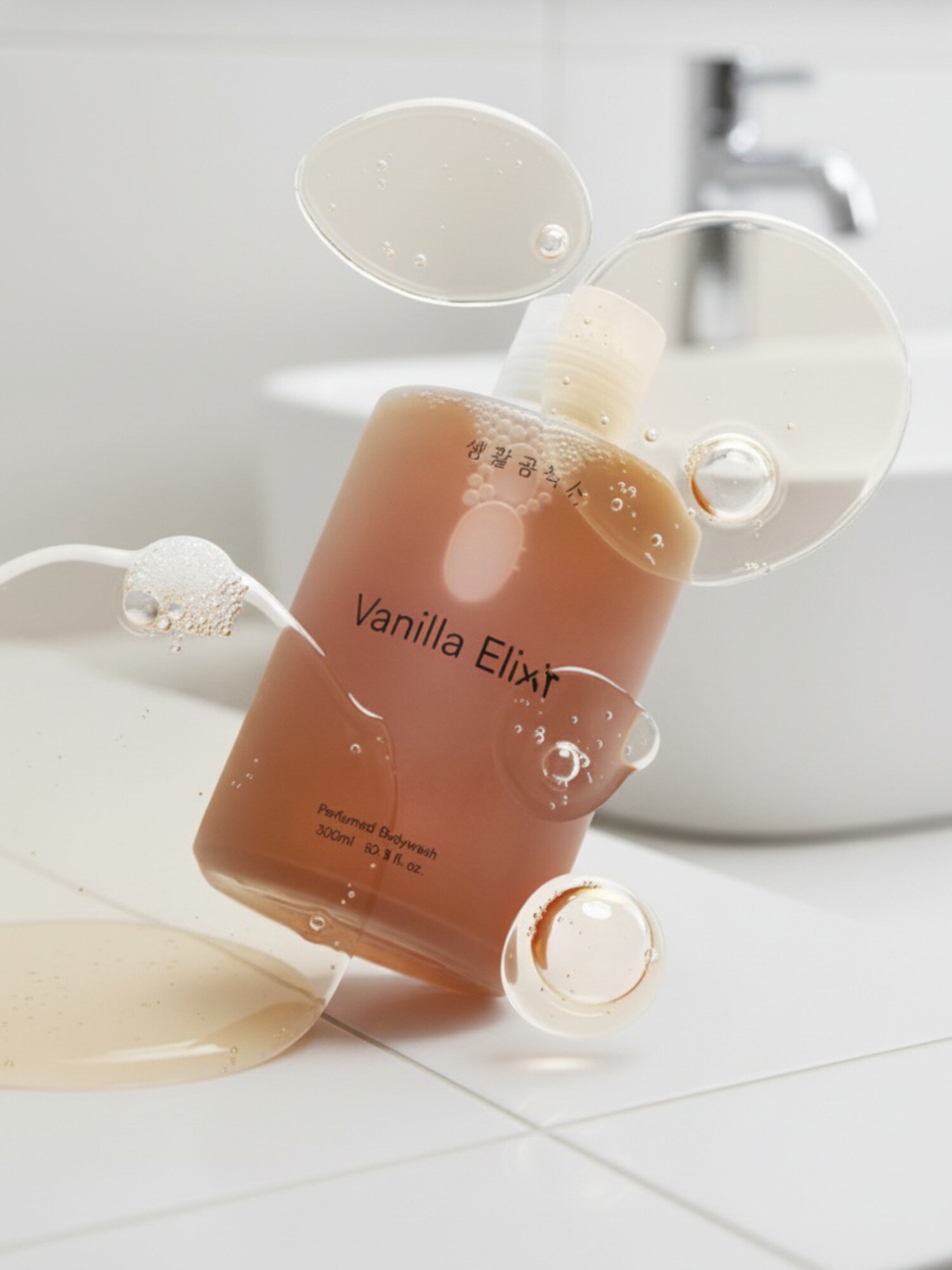 생활공작소 대용량 퍼퓸 바디워시 300ML