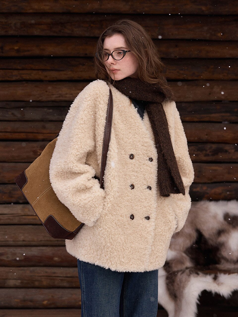 SR_V-neck fur integrated coat