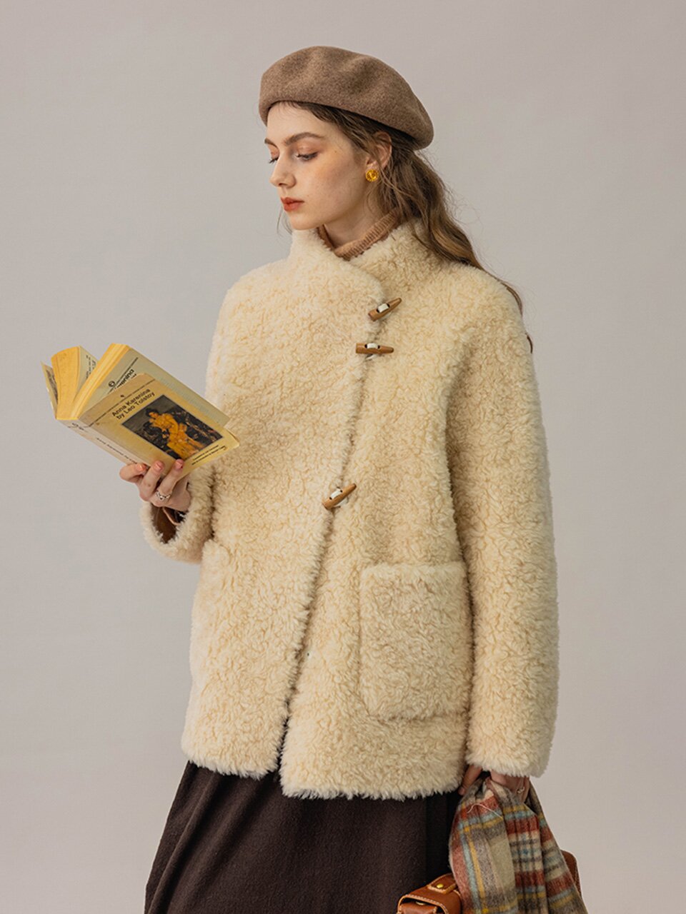 DA_Fur horn buckle jacket_2color