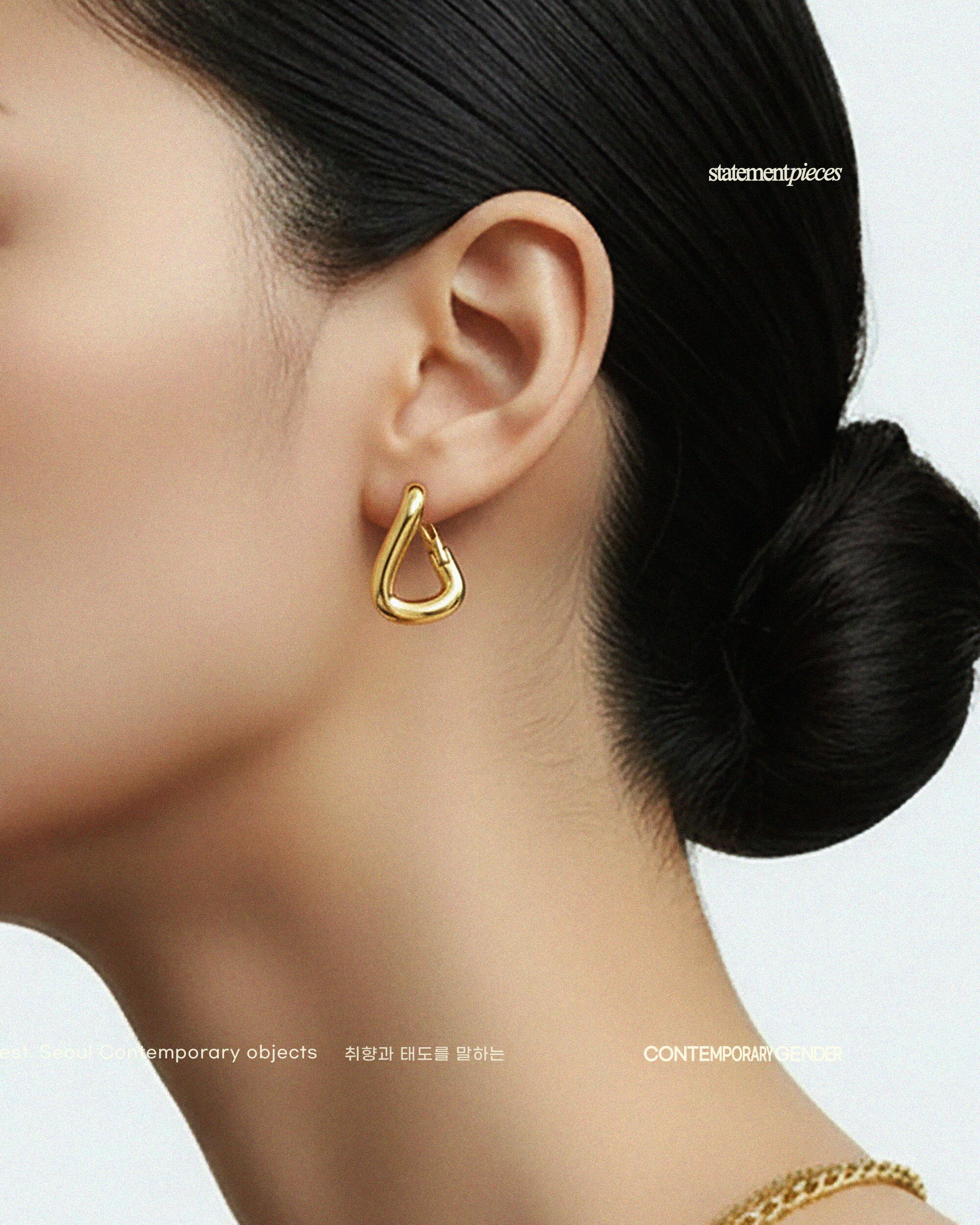[컨젠] Curved Hoop Earrings 커브드 후프 이어링
