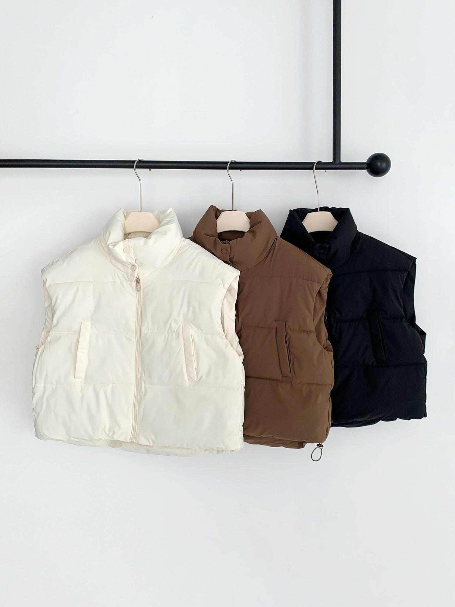 베이직 숏 패딩 베스트 (3colors)