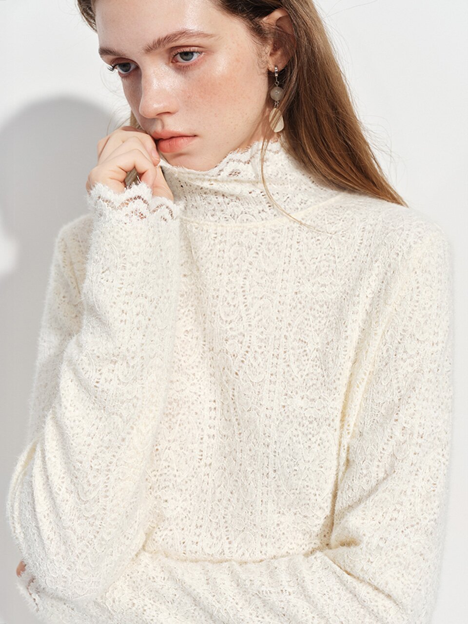 WD_Lace layered high neck blouse