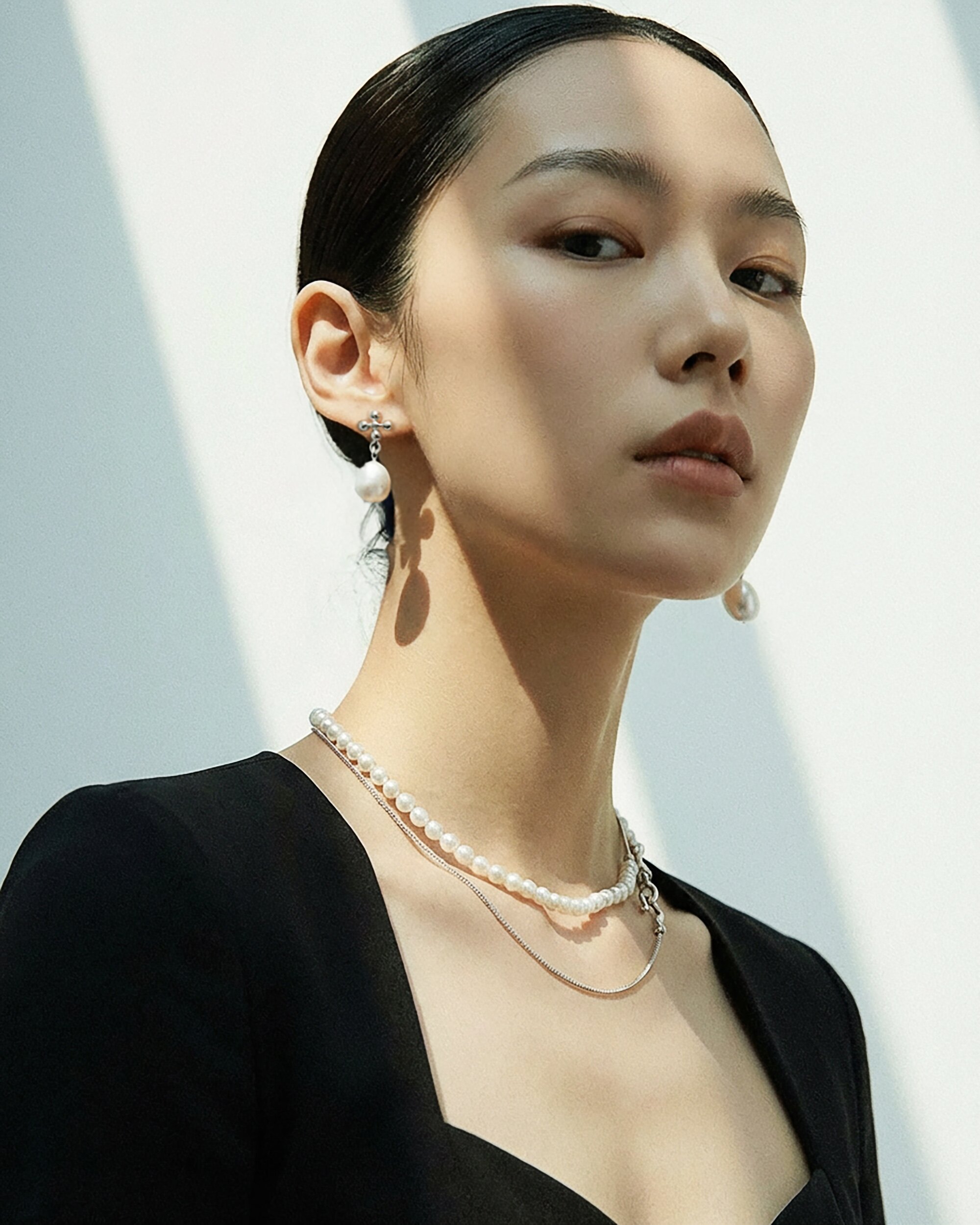 [컨젠] Pearl Cluster Drop Earrings 펄 클러스터 드롭 이어링