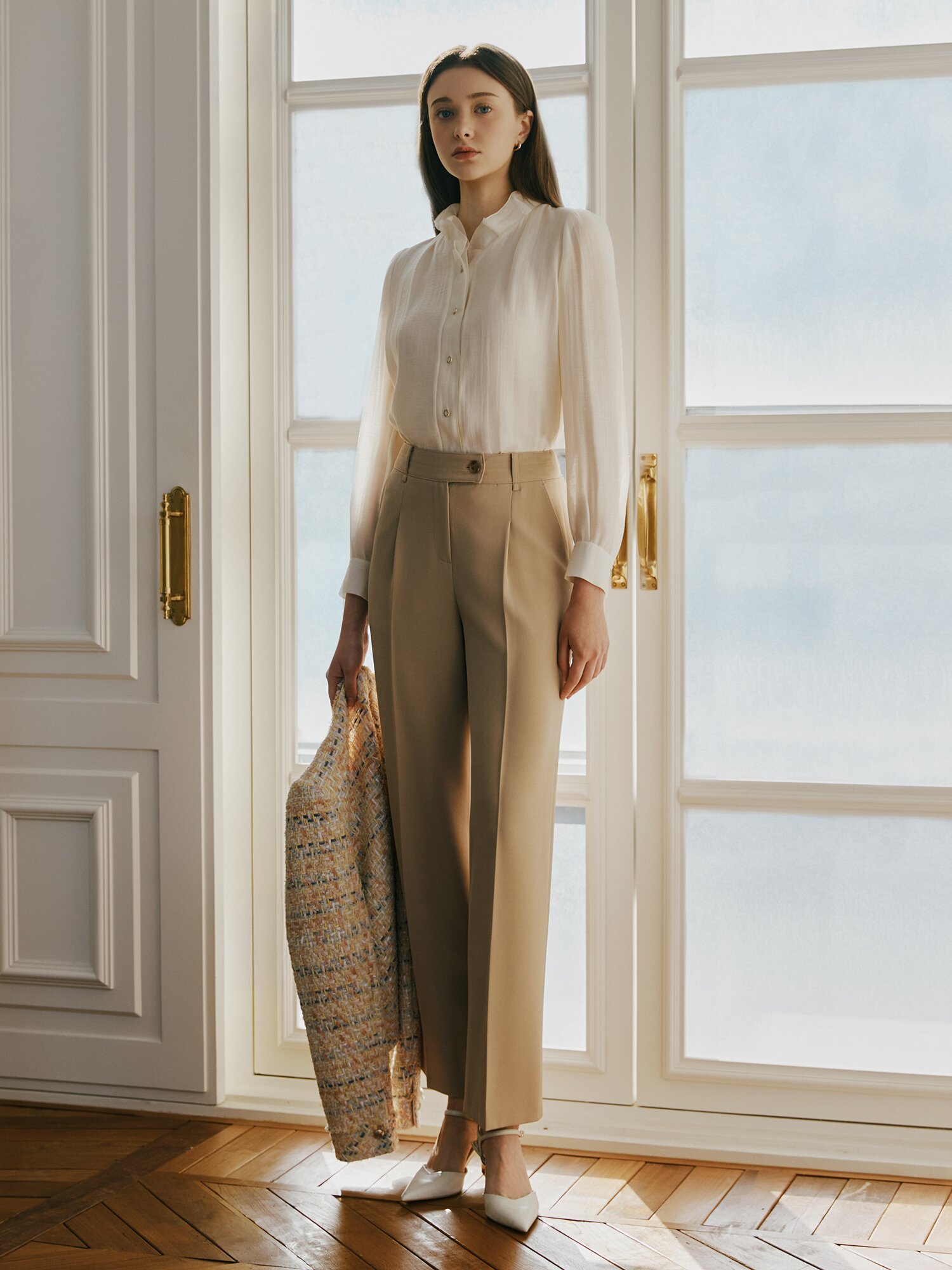 베이식 핀턱 슬랙스 팬츠 (BEIGE)