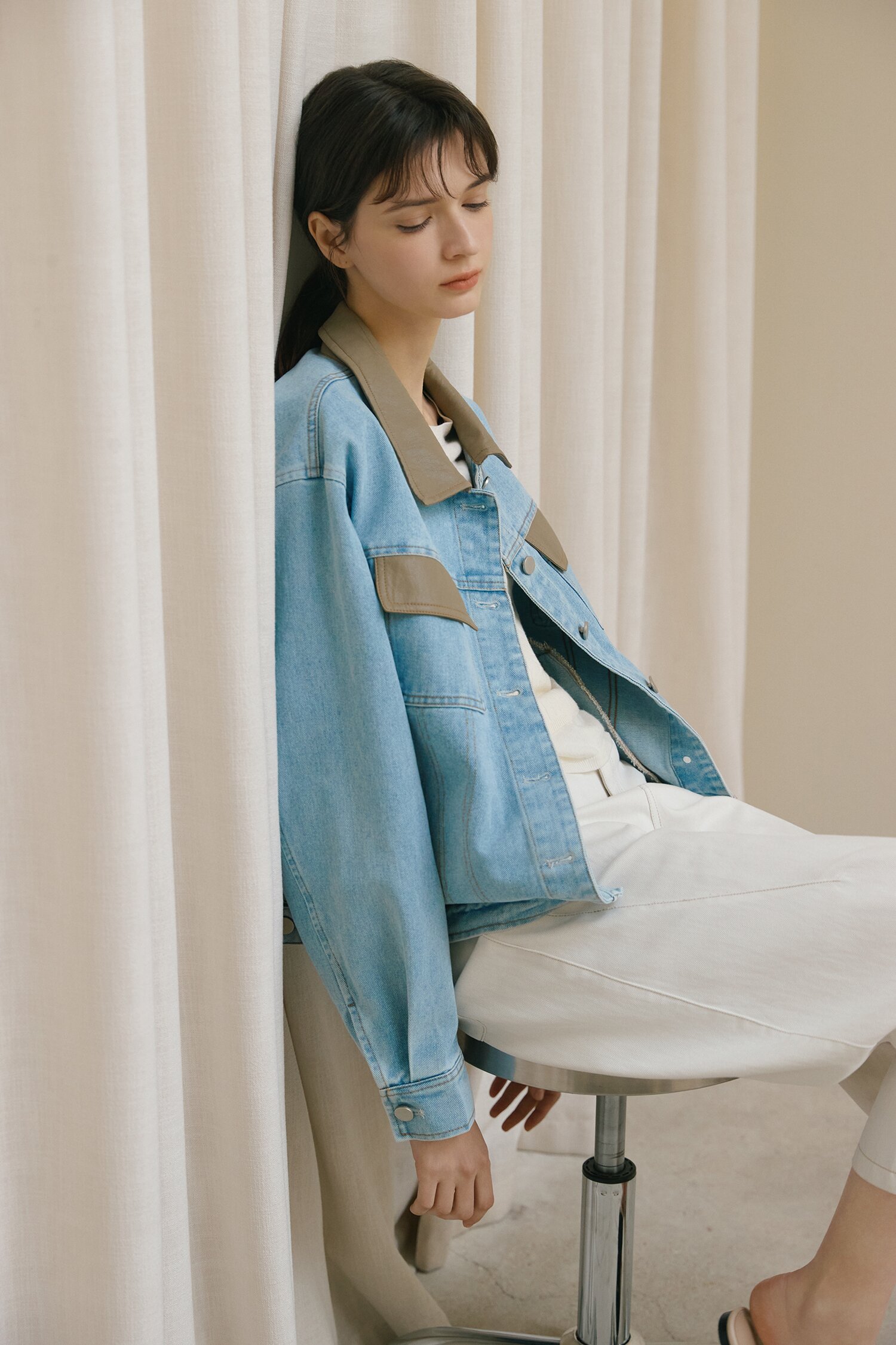 라운드넥 니트 +뷔스티에 세트 (IVORY)