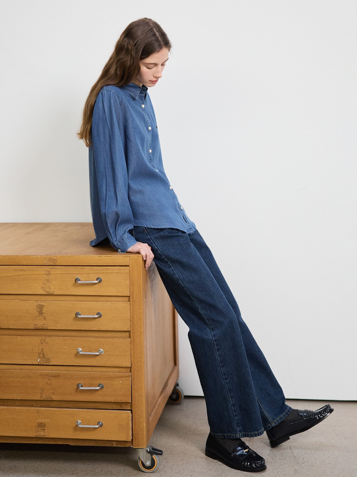 루즈핏 데님 셔츠 블라우스 (INDIGO)