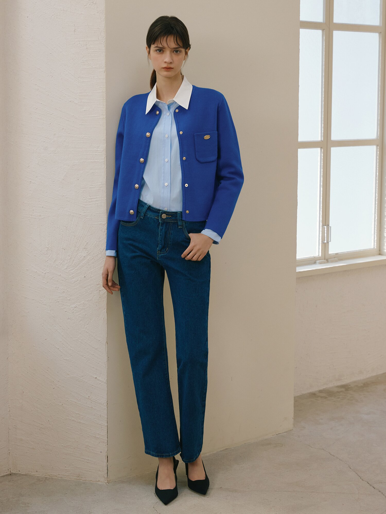 패치 포켓 라운드넥 크롭 가디건 (BLUE)