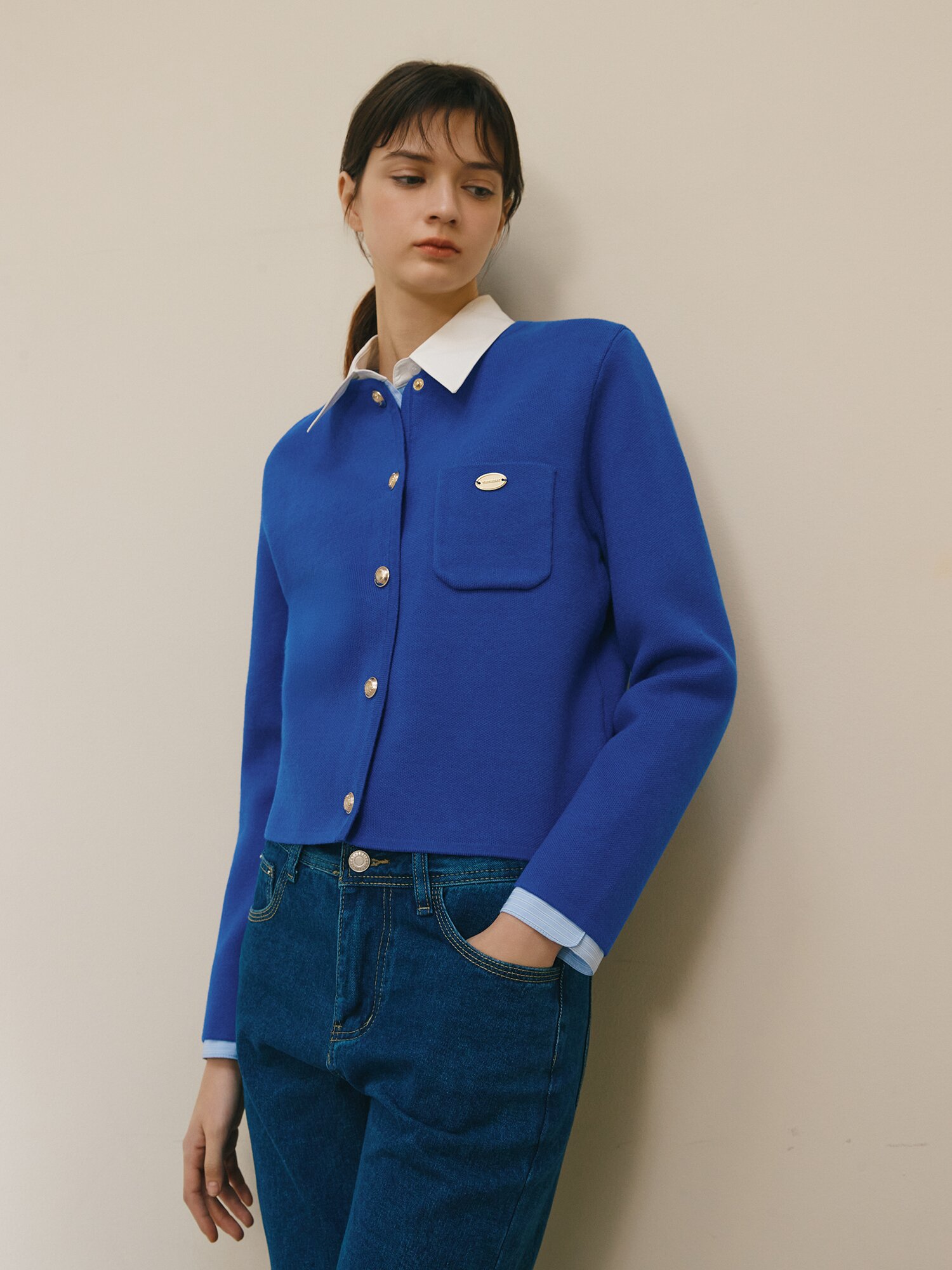 패치 포켓 라운드넥 크롭 가디건 (BLUE)