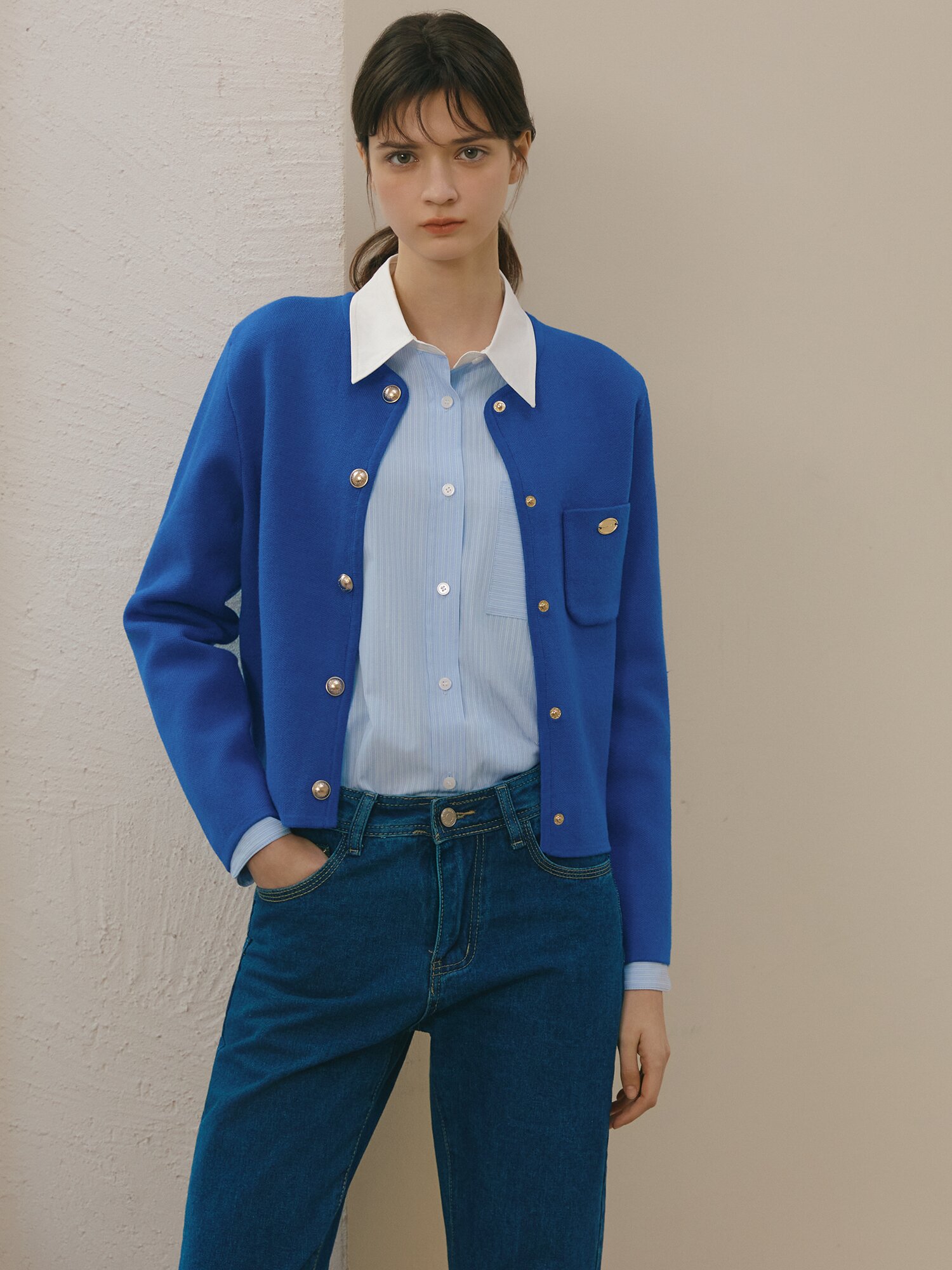 패치 포켓 라운드넥 크롭 가디건 (BLUE)