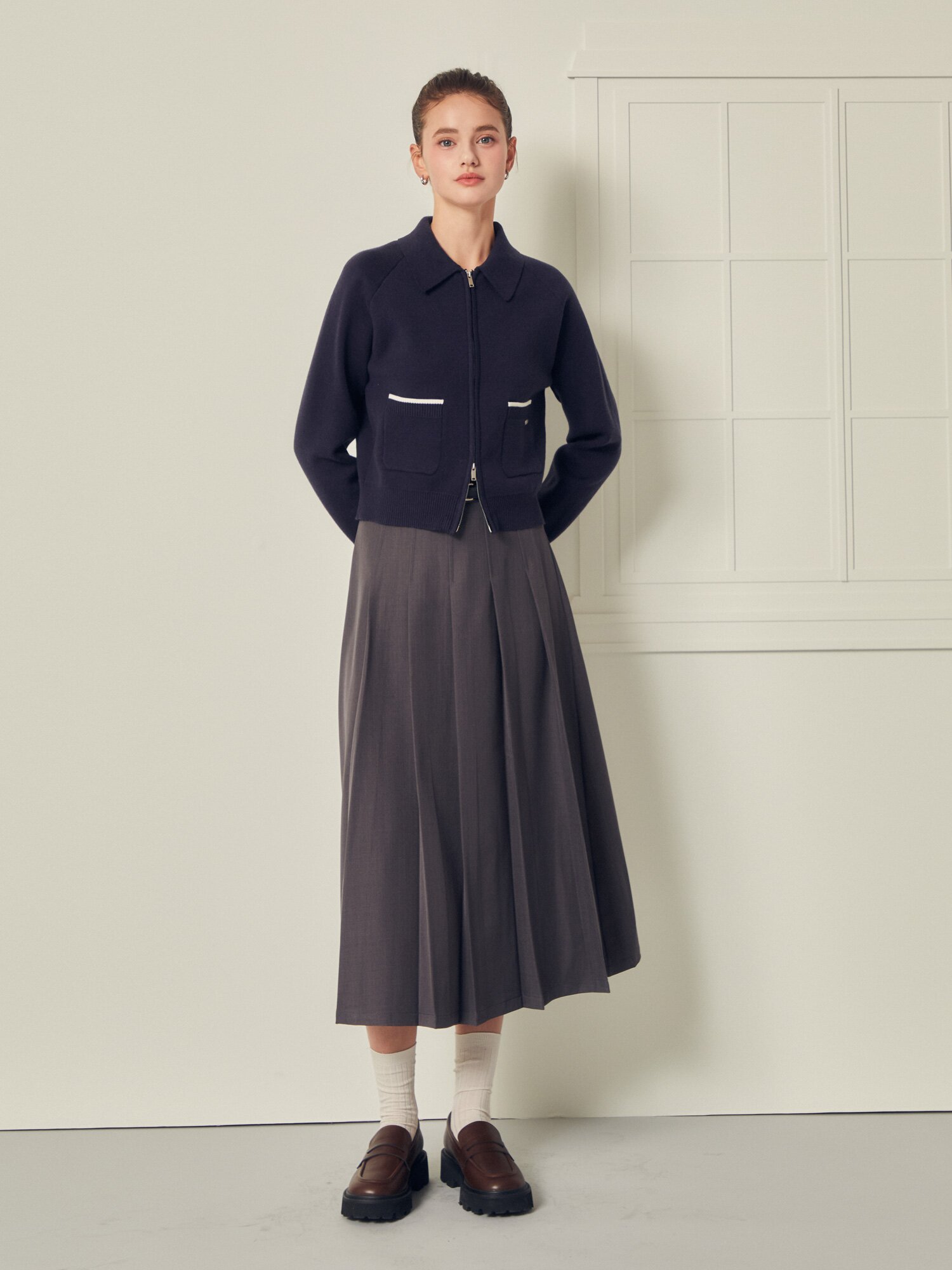 캐주얼 칼라 크롭 집업 가디건 (NAVY)