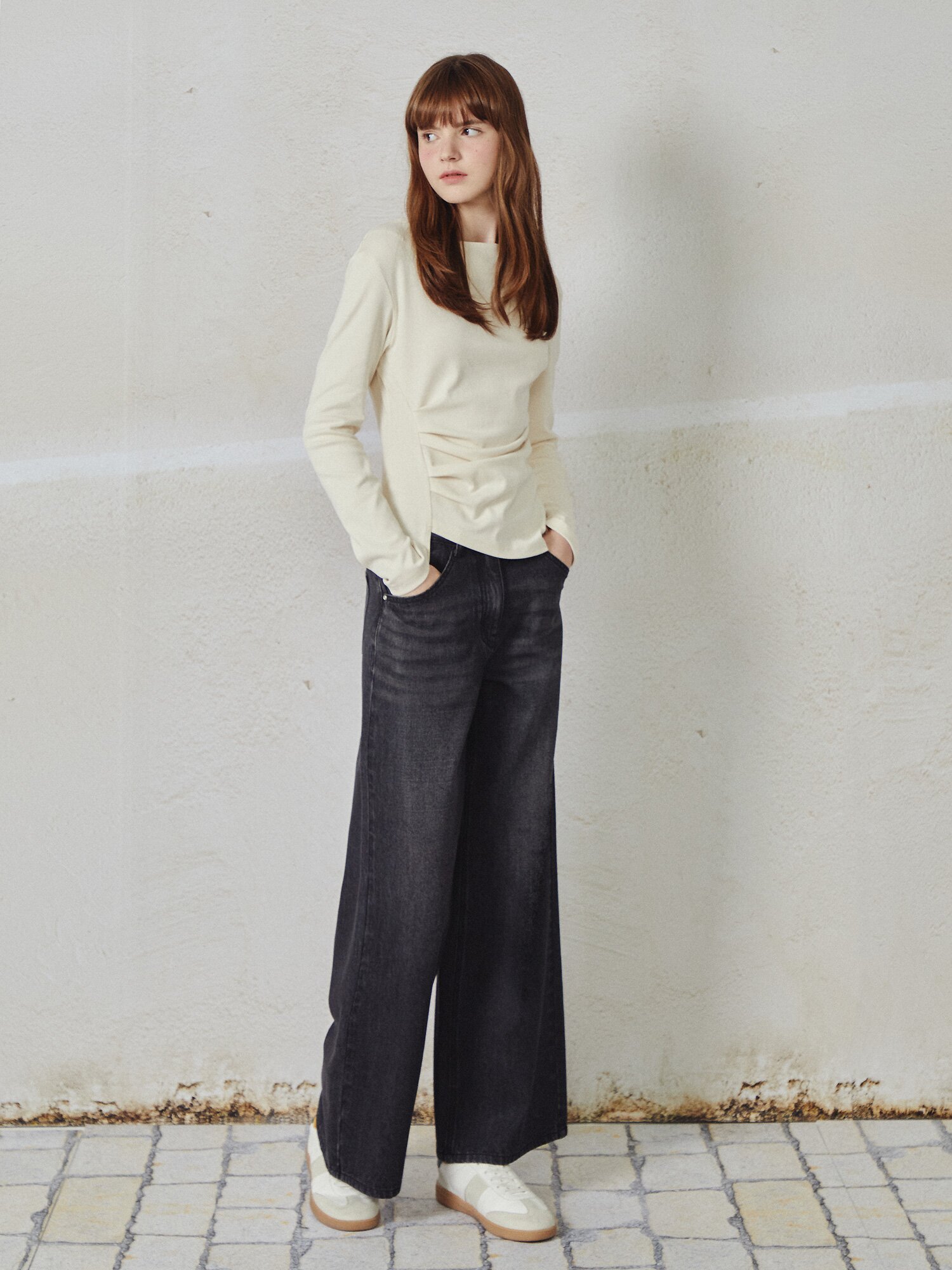 셔링 랩 보트넥 티셔츠 (CREAM)