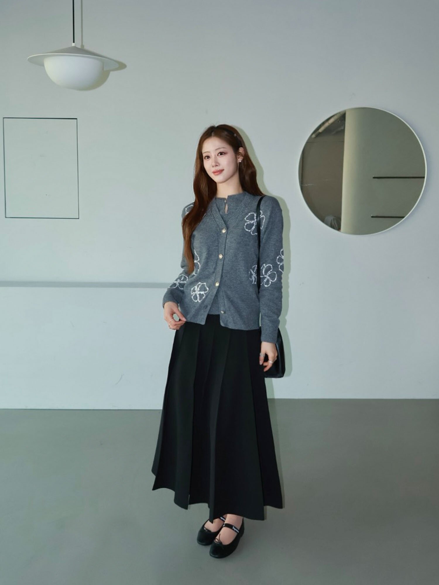 핀턱 인밴딩 플레어 스커트 (BLACK)