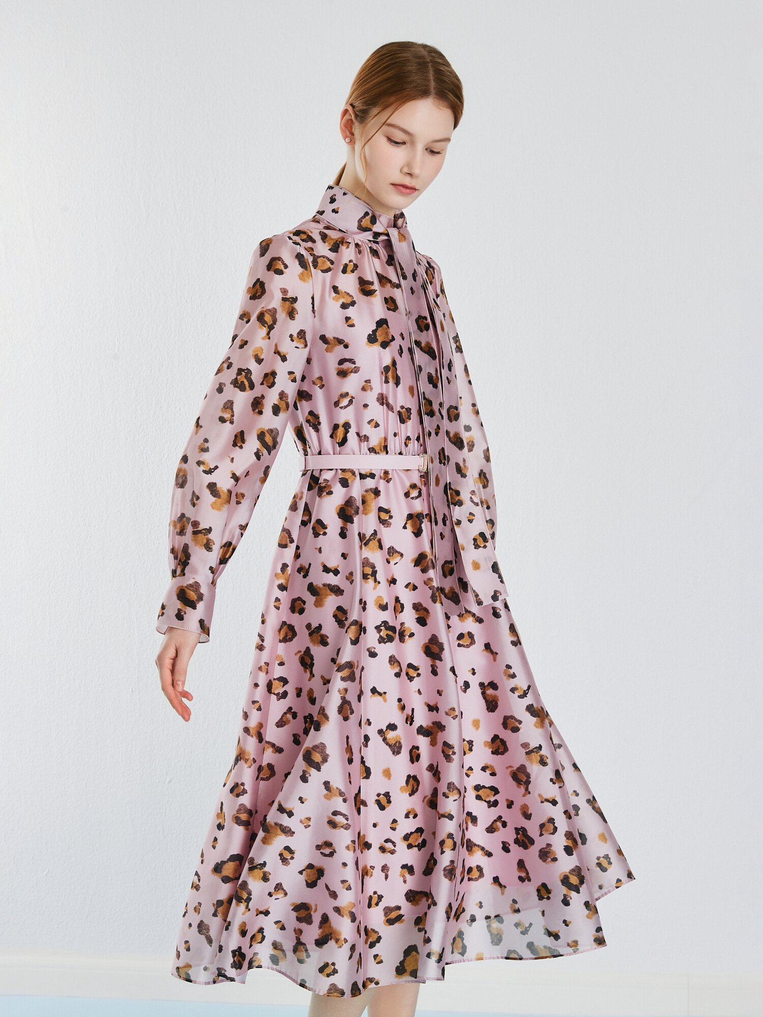 레오파드 백 리본 플레어 원피스 (PRINT PINK)