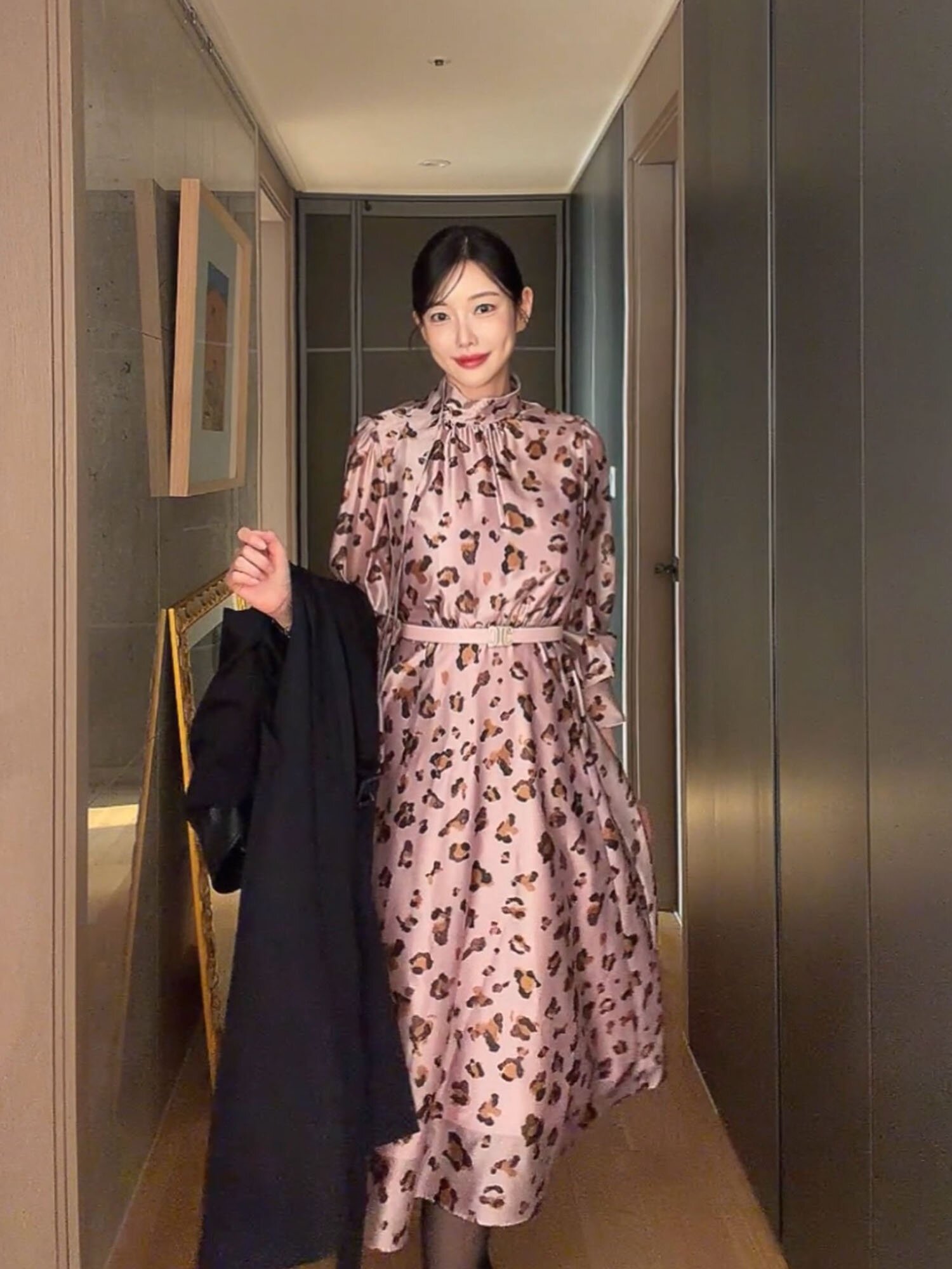 레오파드 백 리본 플레어 원피스 (PRINT PINK)