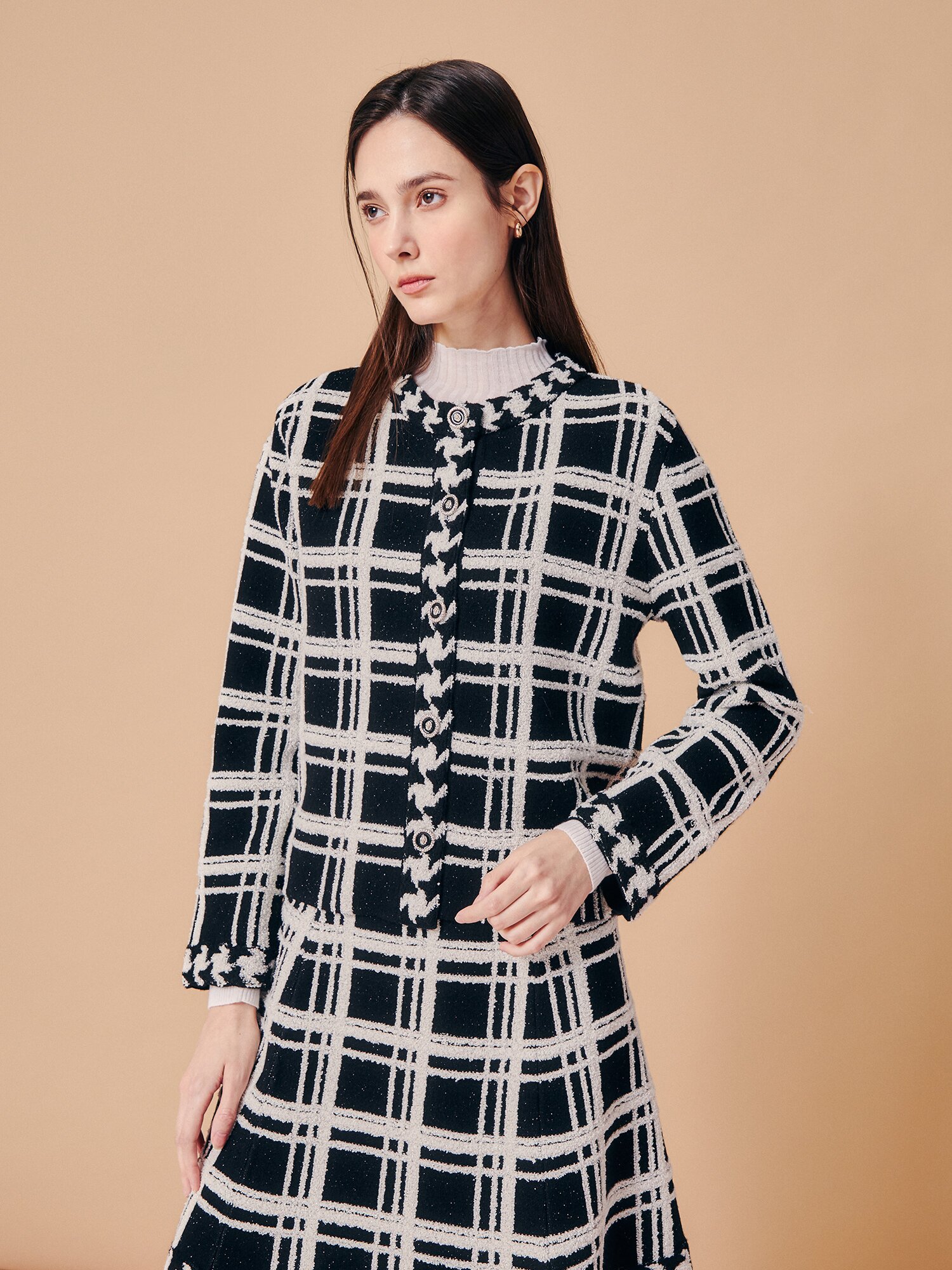 스파클 라인 쥬얼 니트 카디건 (BLACK)