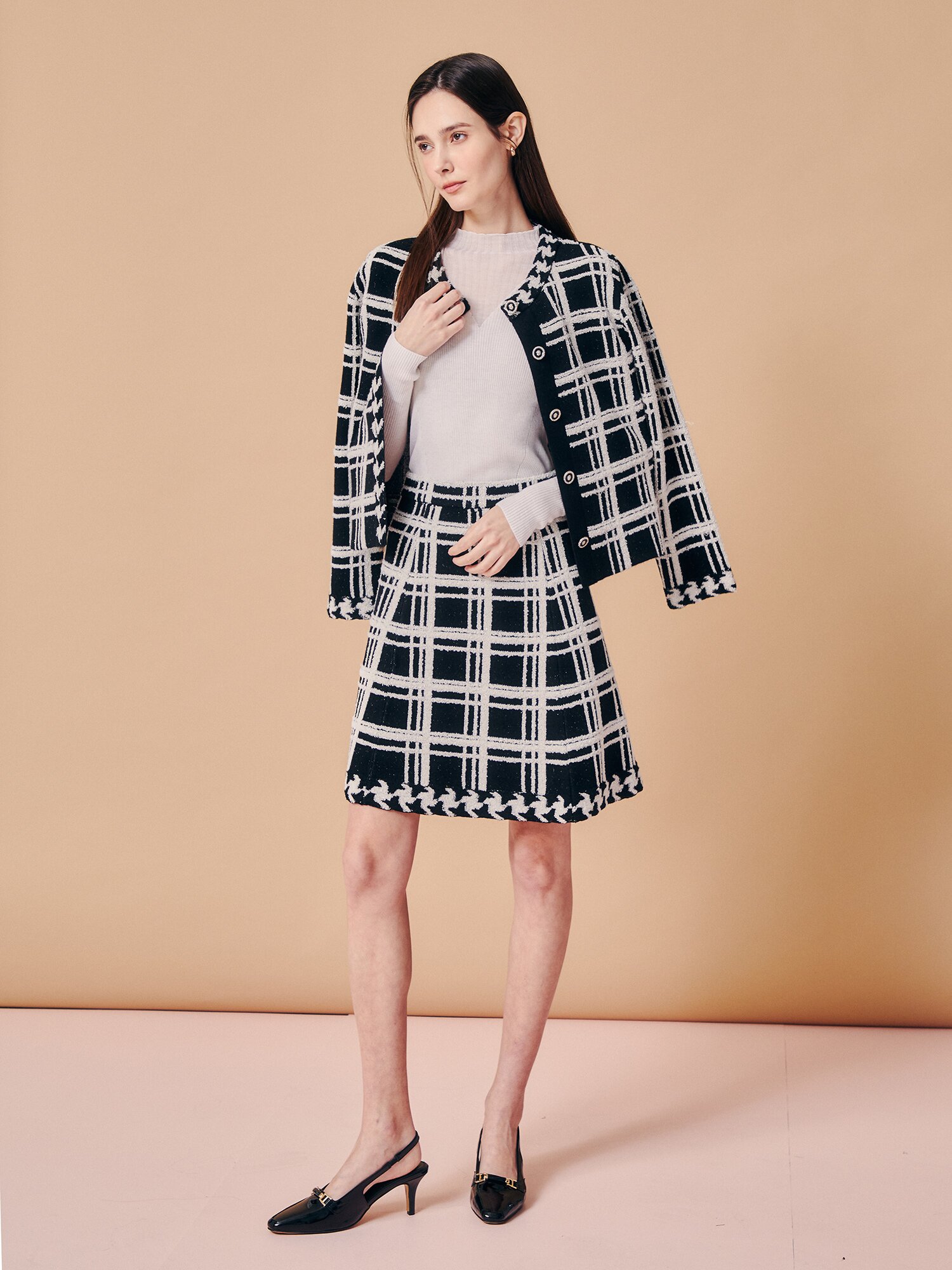 스파클 라인 쥬얼 니트 카디건 (BLACK)