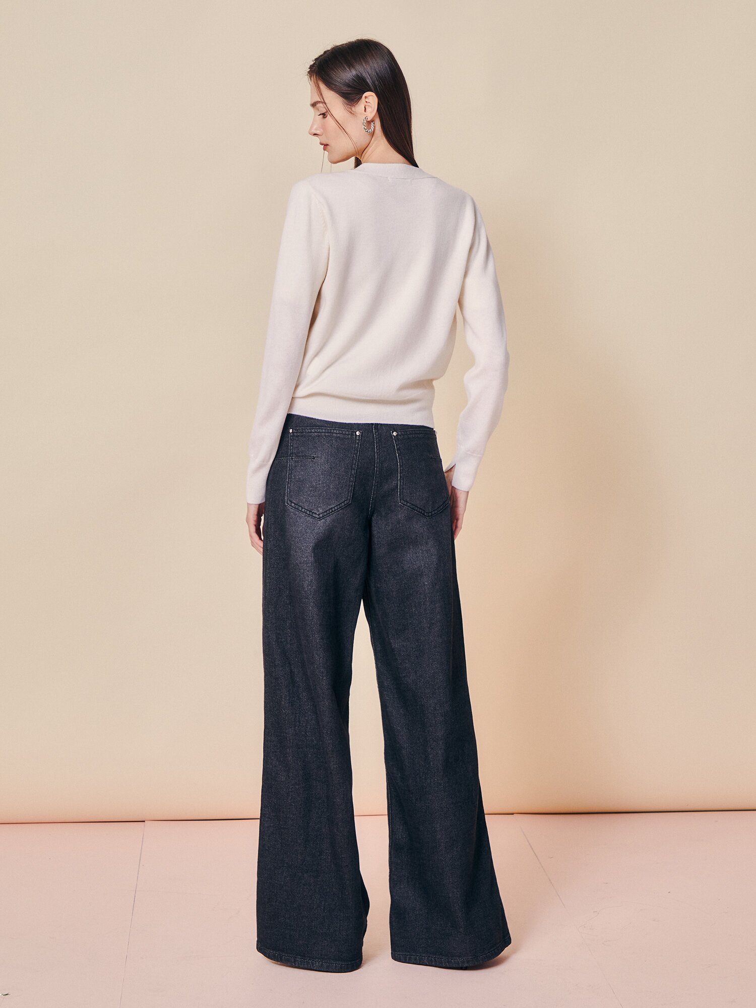 크리스탈 포인트 울 카디건 (IVORY)