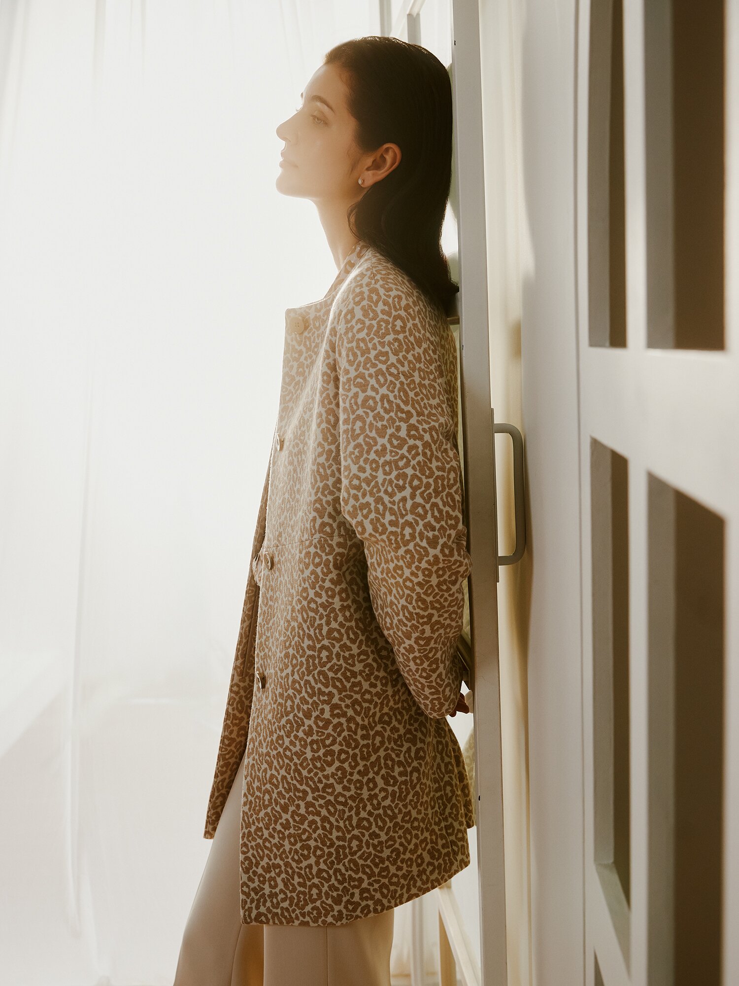 울 레오파드 라운드넥 롱 재킷 (PRINT BEIGE)