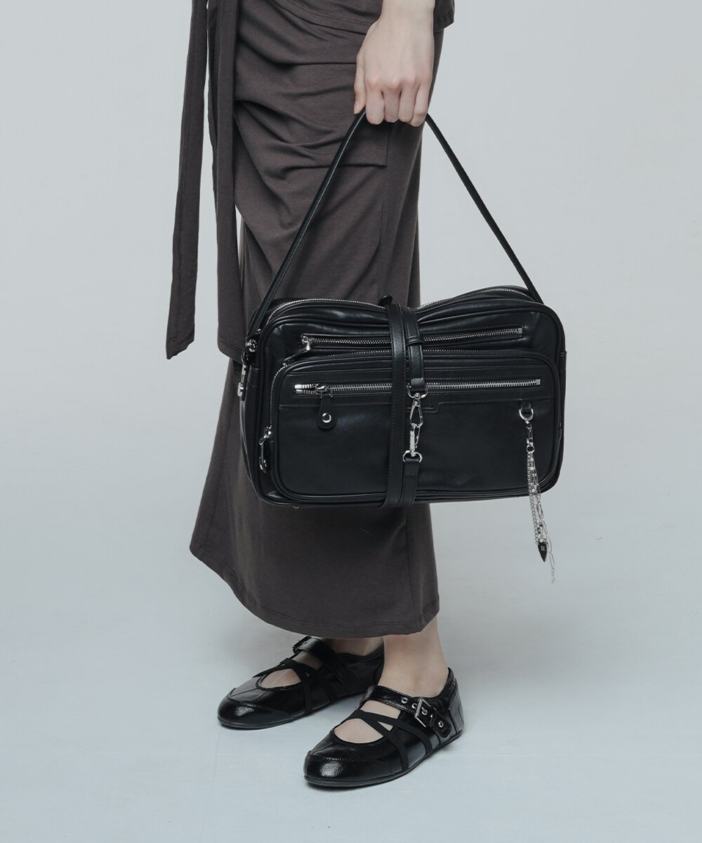 Layer Multi-pocket Bag (Black)