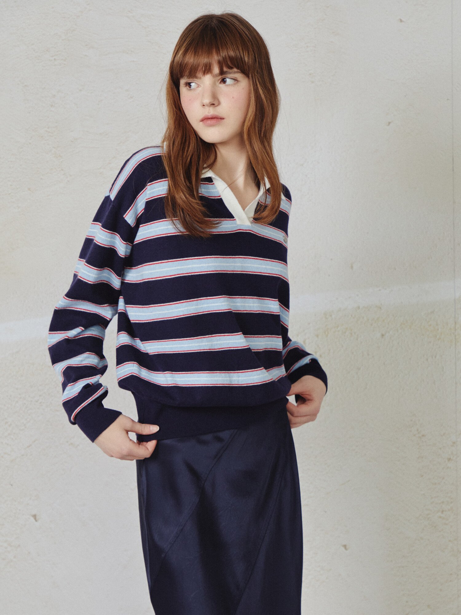 스트라이프 오픈 칼라 풀오버 니트 (NAVY)