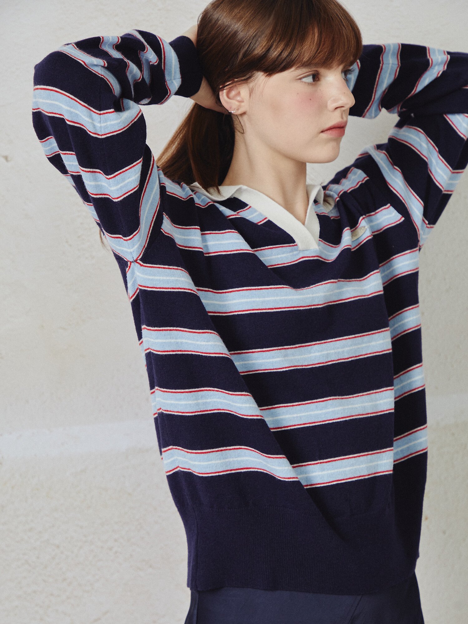 스트라이프 오픈 칼라 풀오버 니트 (NAVY)