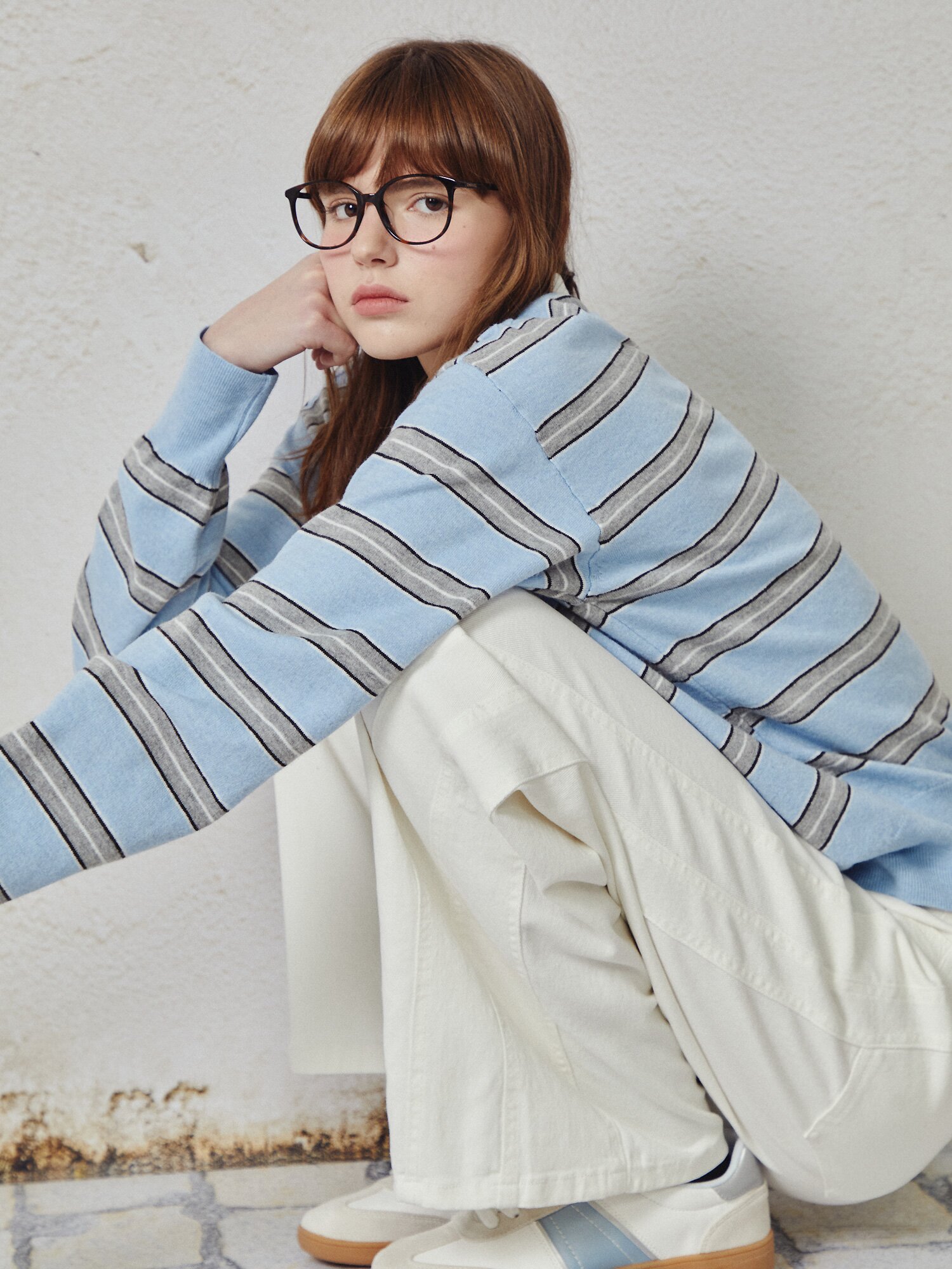 스트라이프 오픈 칼라 풀오버 니트 (LIGHT BLUE)