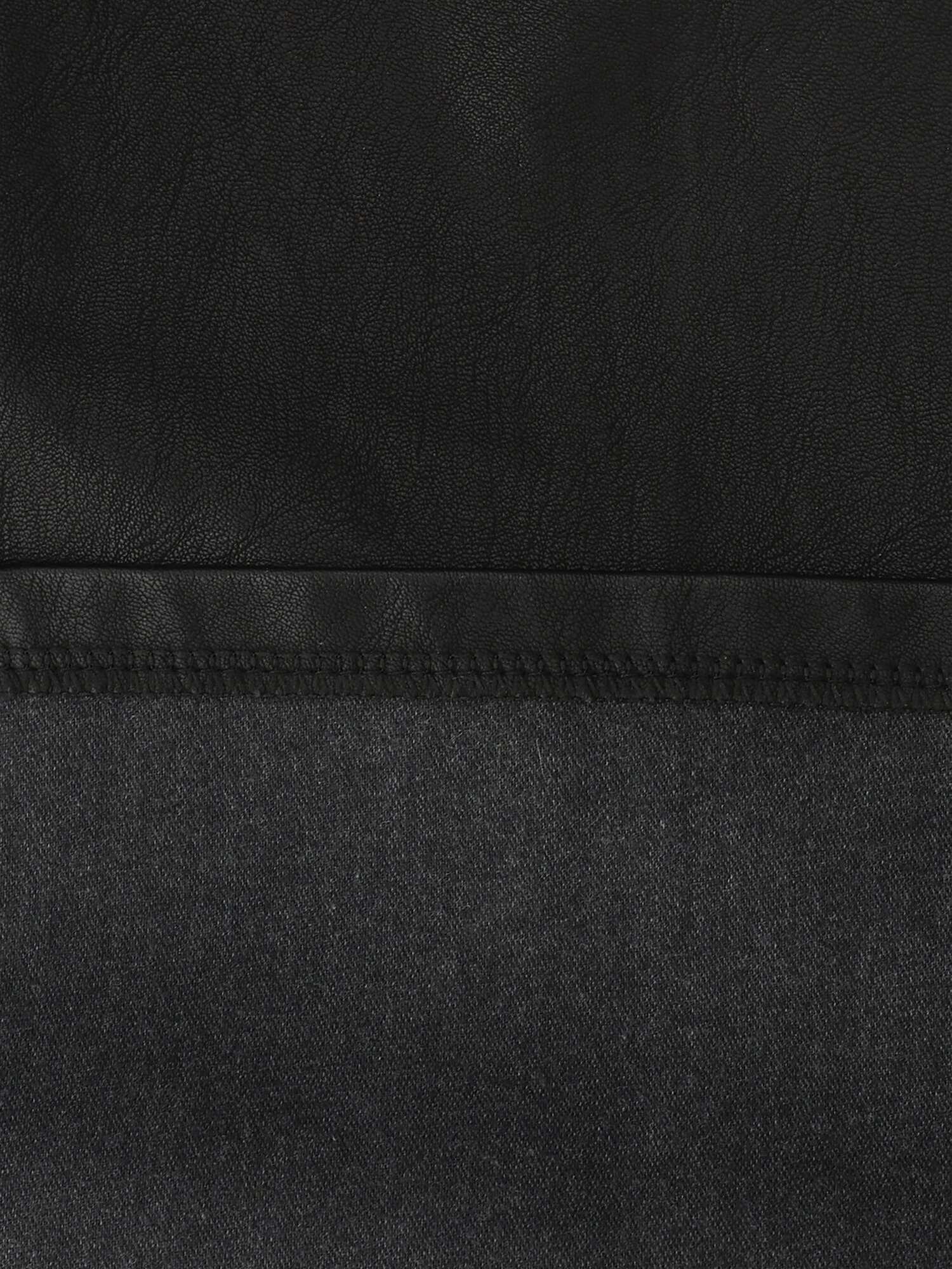 페이크 레더 H라인 스커트 (BLACK)