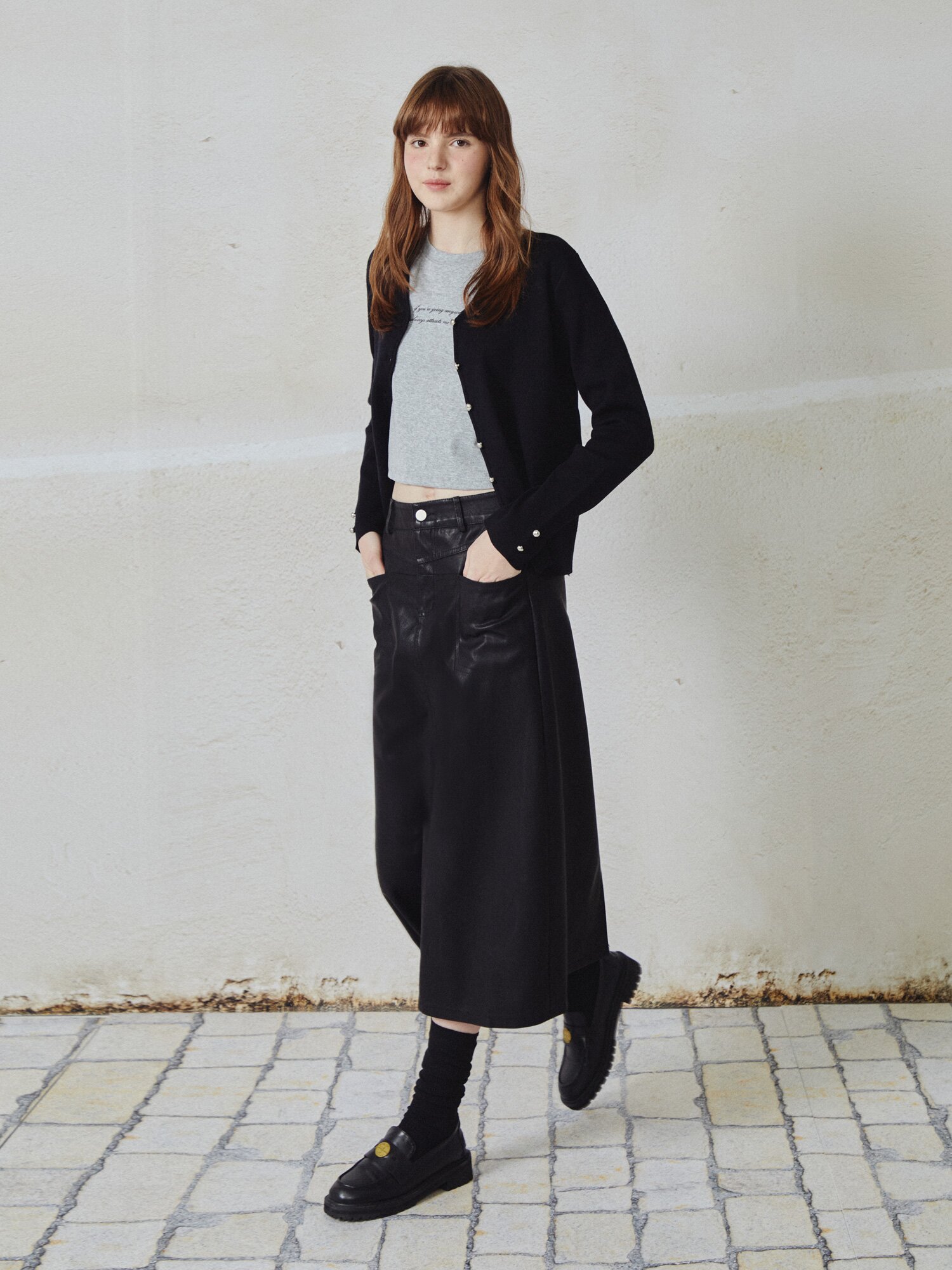 페이크 레더 H라인 스커트 (BLACK)