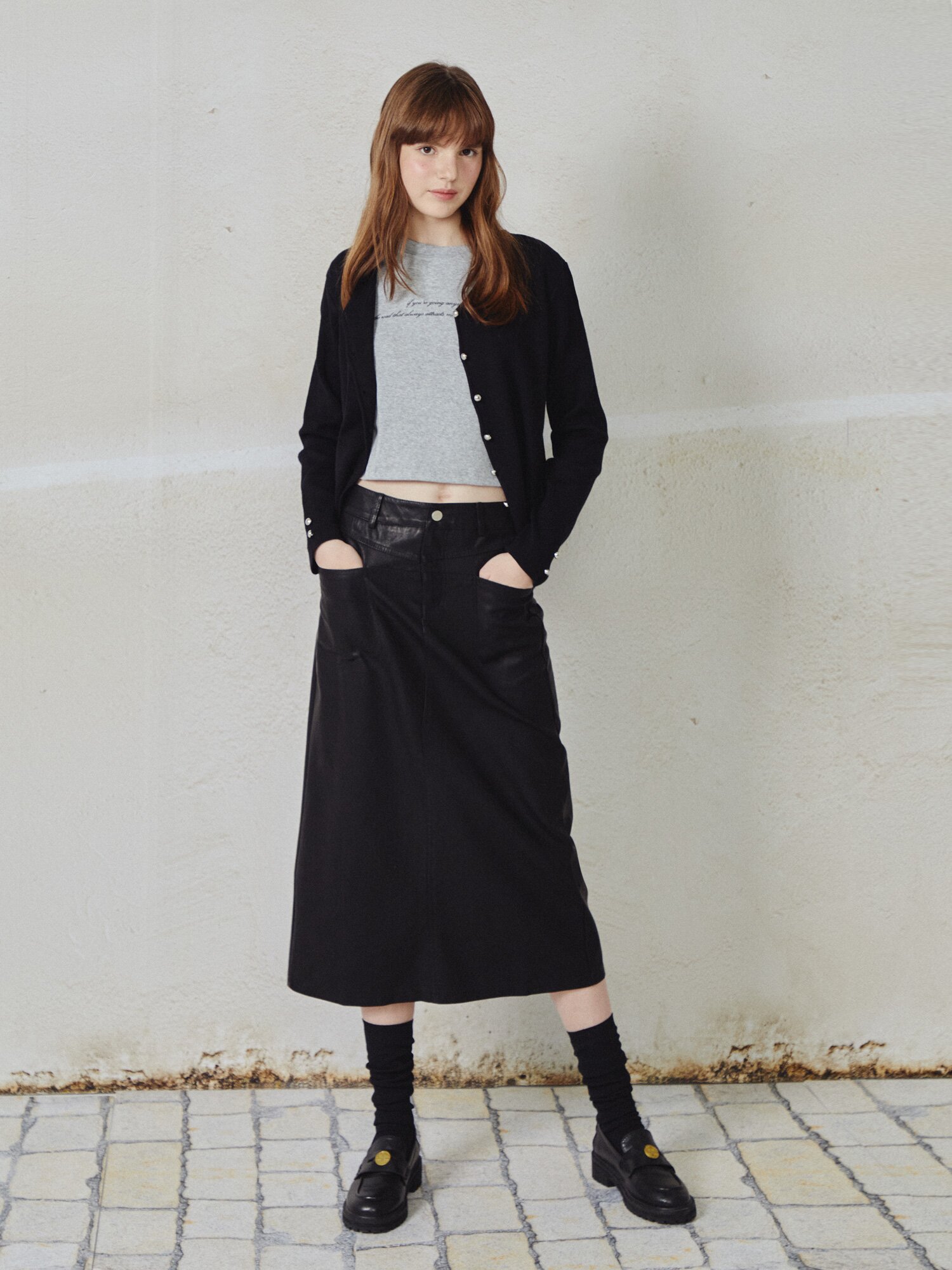 페이크 레더 H라인 스커트 (BLACK)