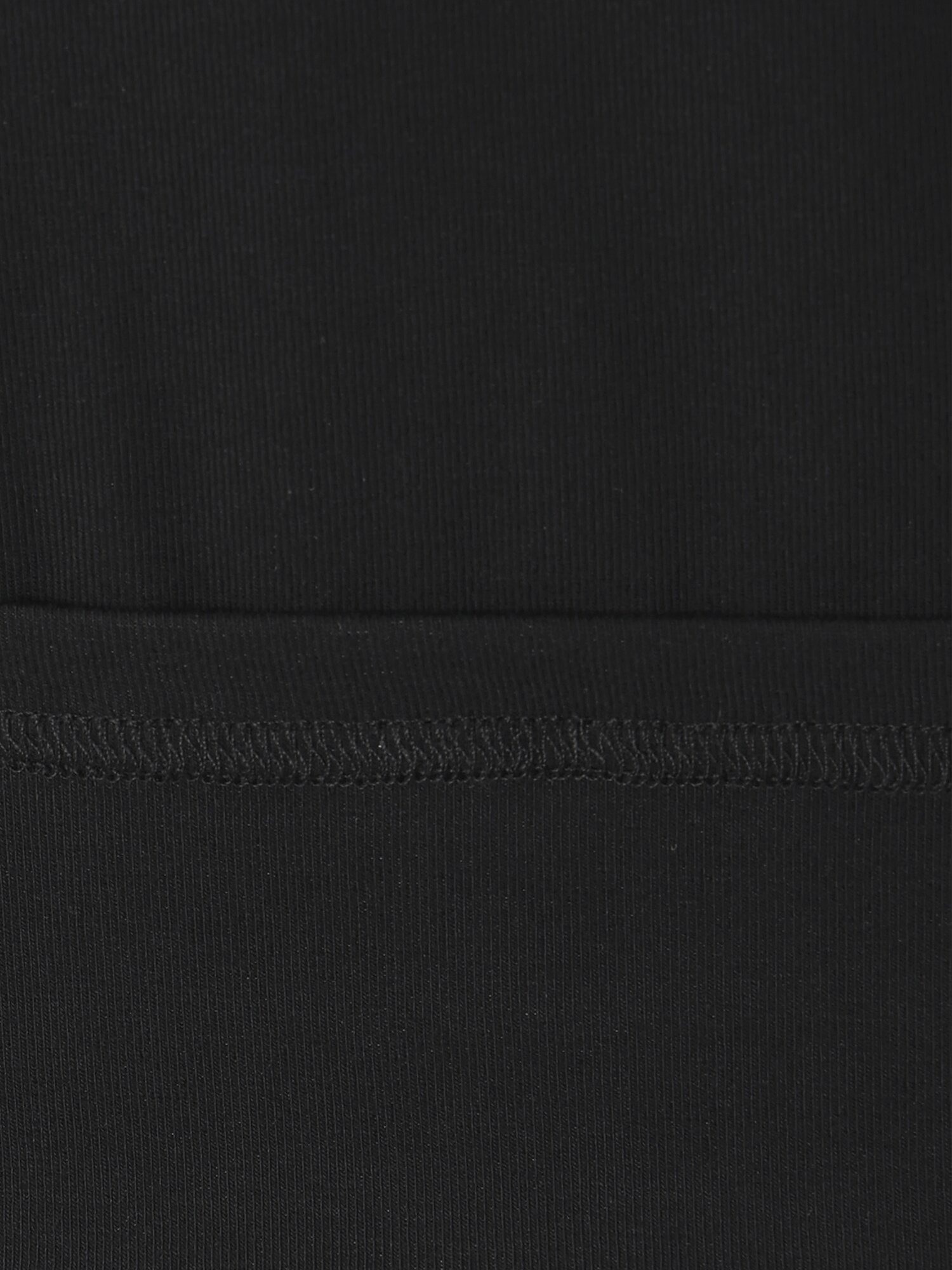 레터링 자수 라운드넥 티셔츠 (BLACK)