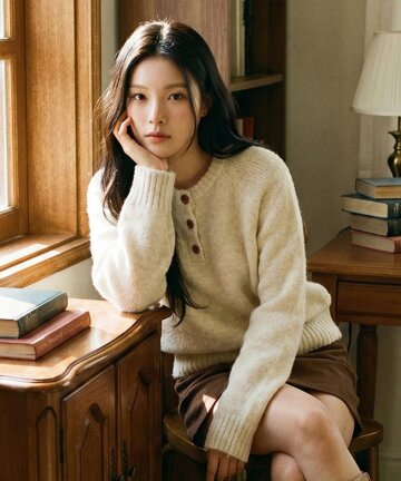 여성 헤어리 헨리넥 니트 (BEIGE) (HC2LKC2)