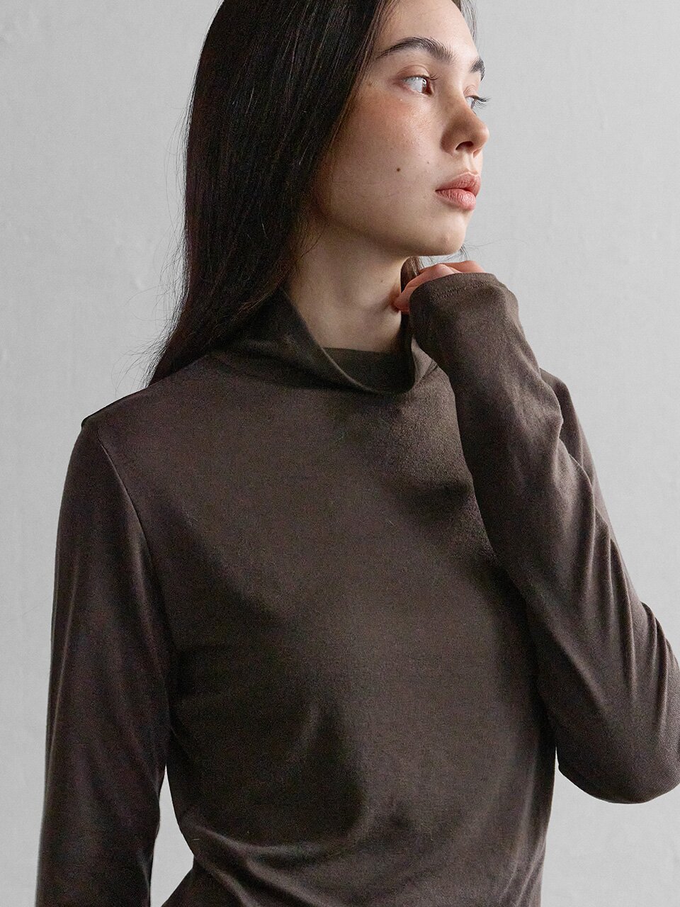 2512 SECOND SKIN TURTLE NECK TEE - ASH BROWN
