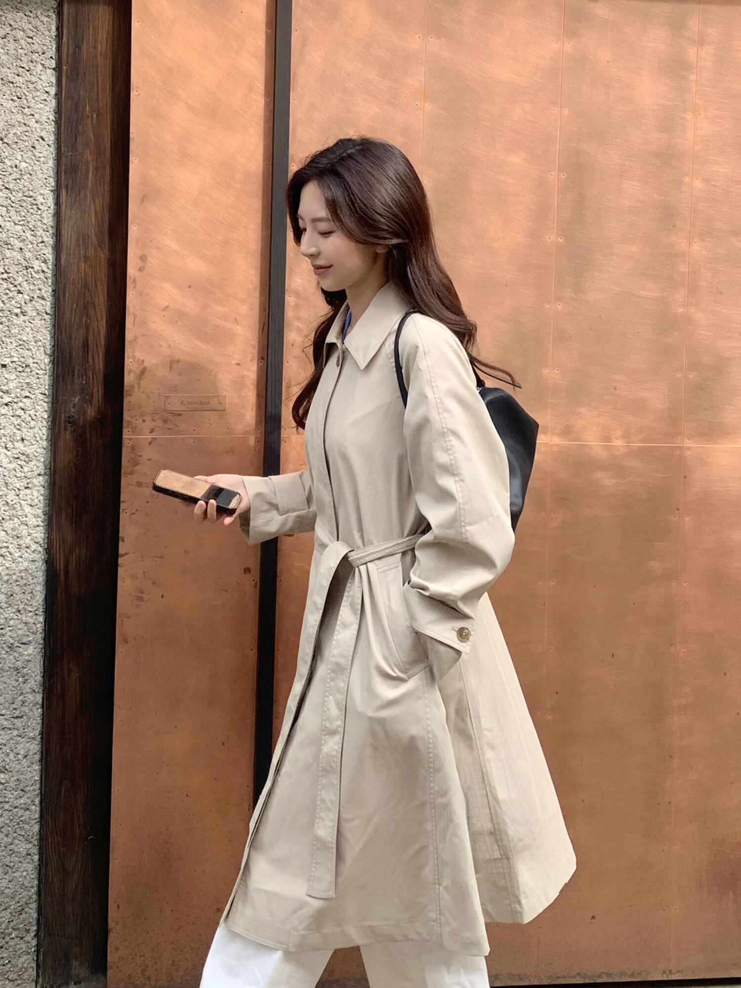 래글런 히든 플레어 트렌치 코트 (BEIGE)