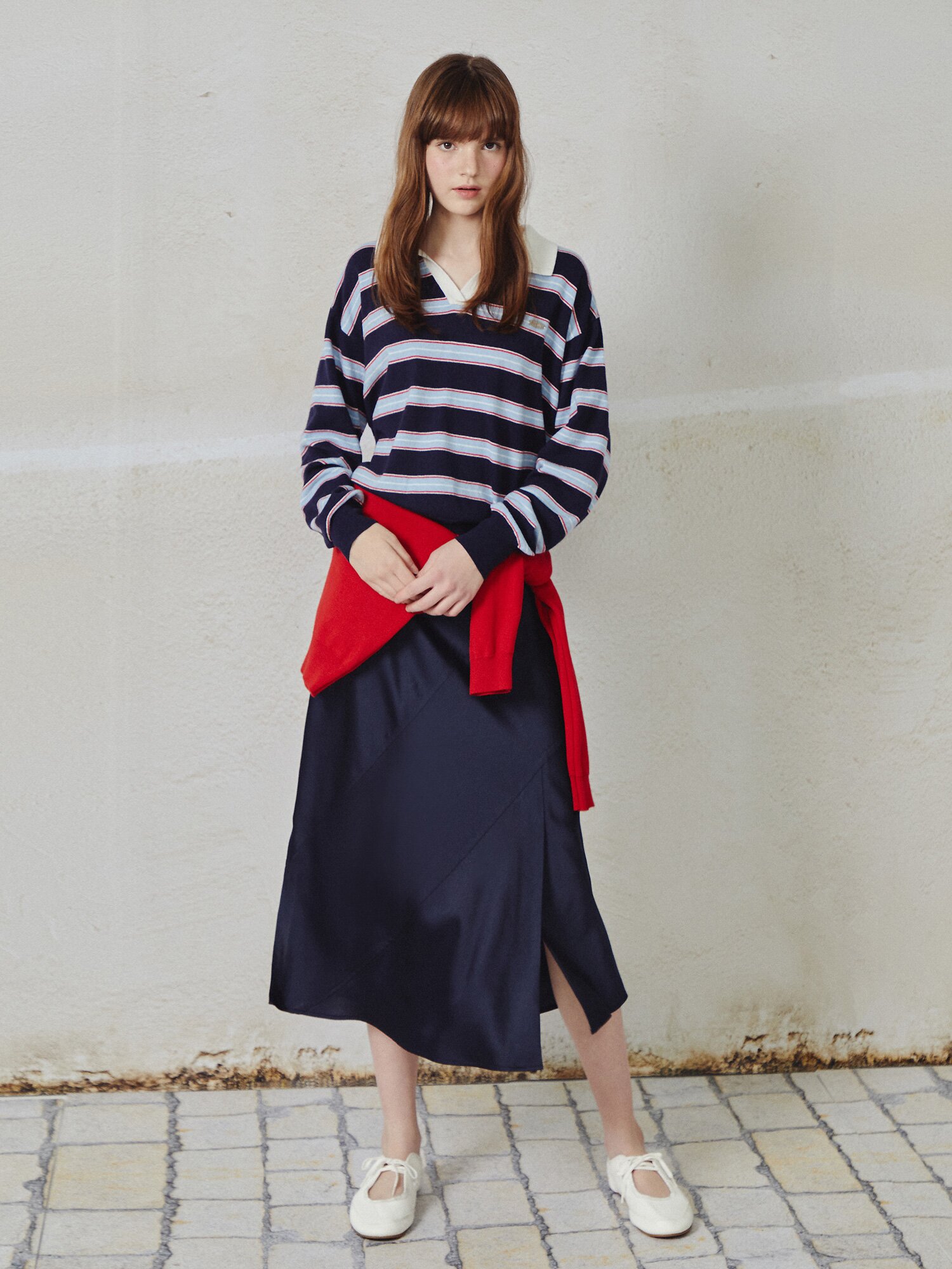 크링클 사틴 플레어 스커트 (NAVY)