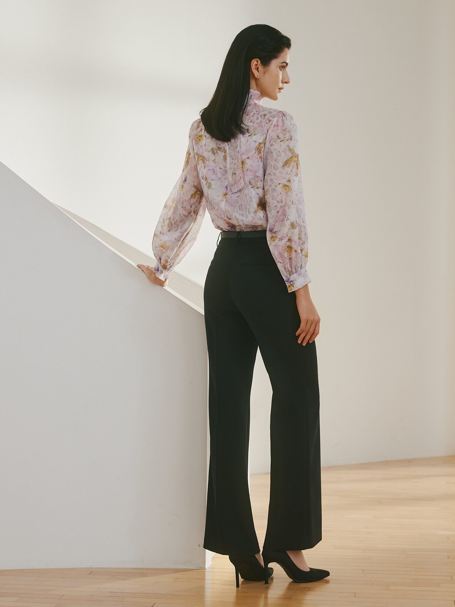 벨티드 슬림 부츠컷 팬츠 (DARK NAVY)