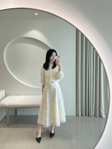 플라워 자수 플레어 스커트 