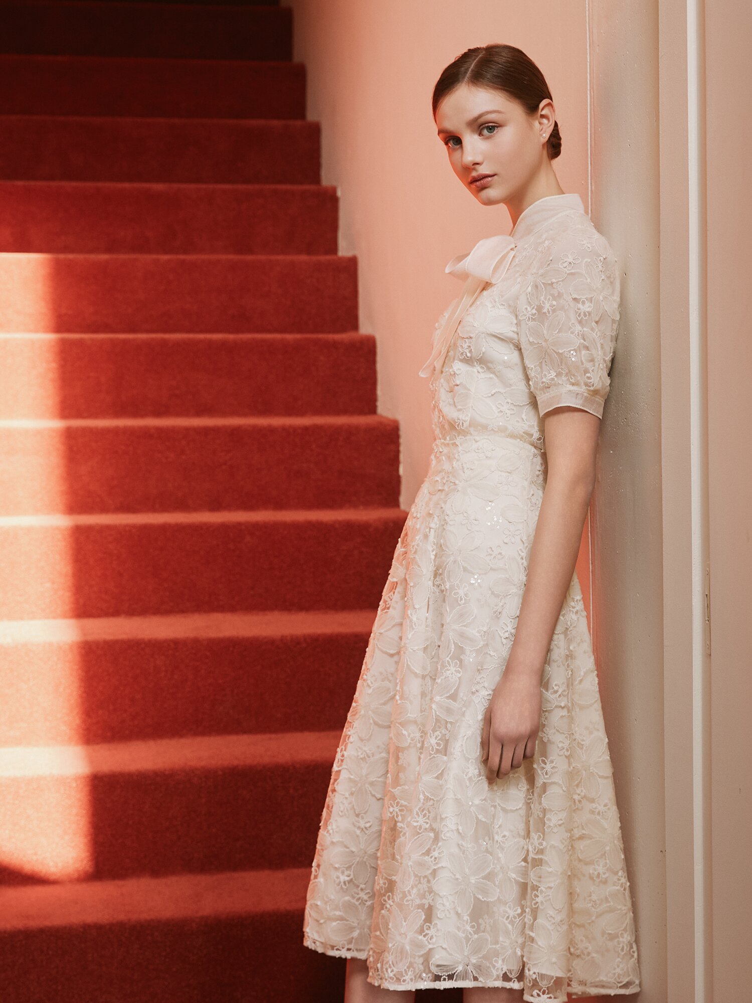 플라워 자수 플레어 스커트 (CREAM)