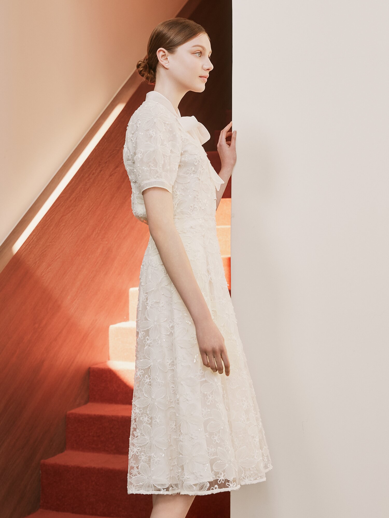 플라워 자수 플레어 스커트 (CREAM)