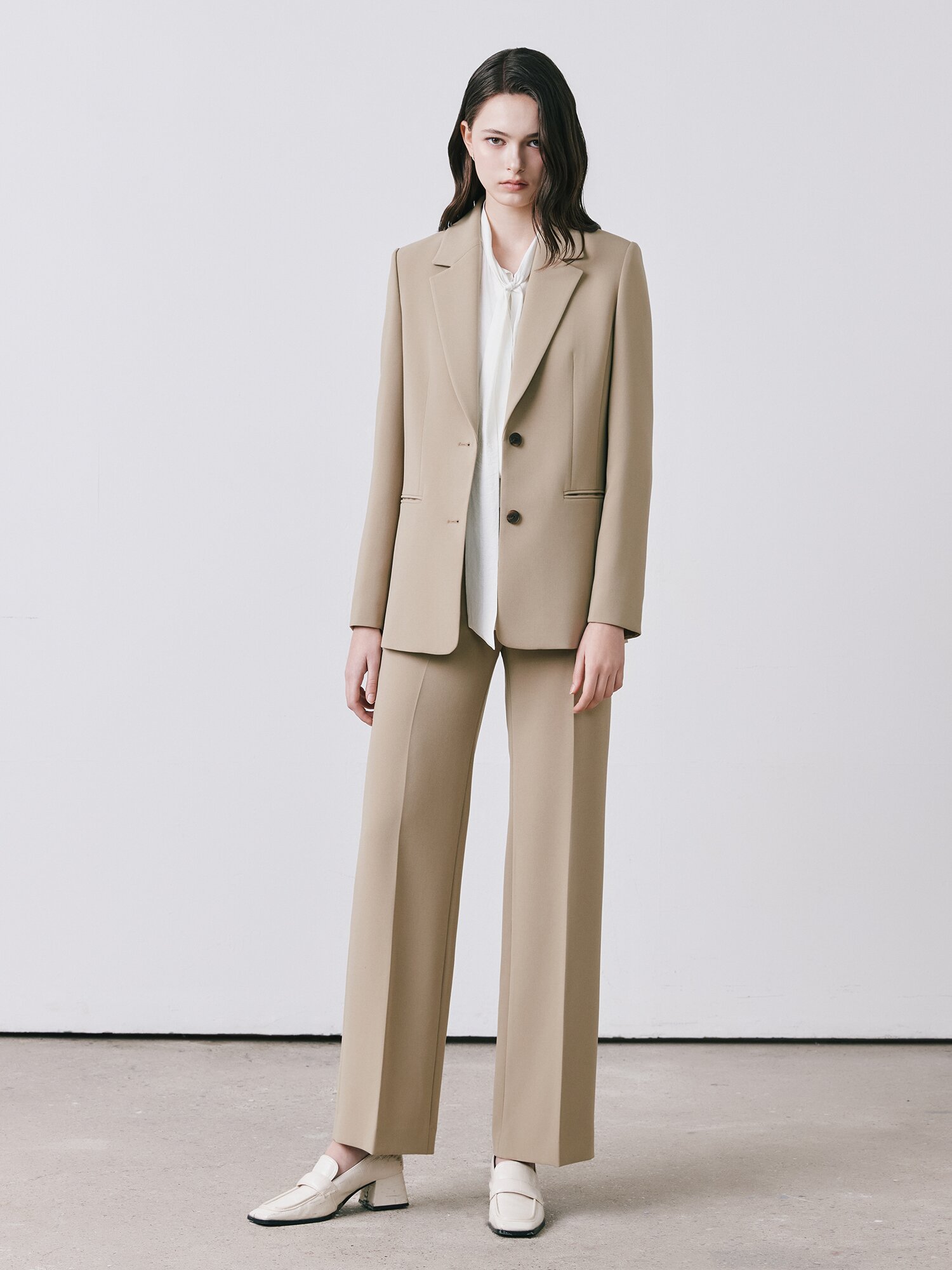 스판 세미 부츠컷 팬츠 (BEIGE)