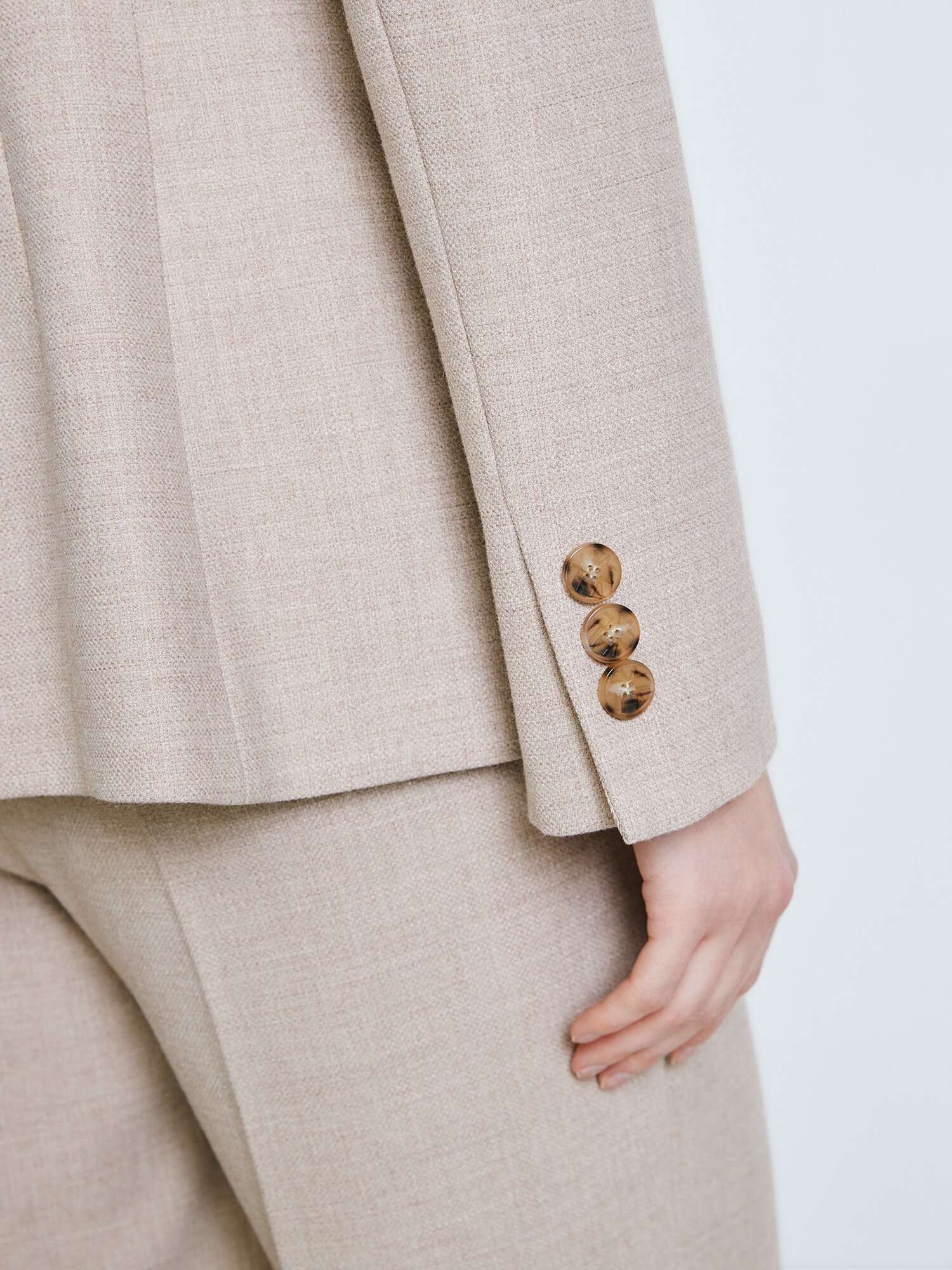 울 피크드 라펠 더블 재킷 (MELANGE BEIGE)