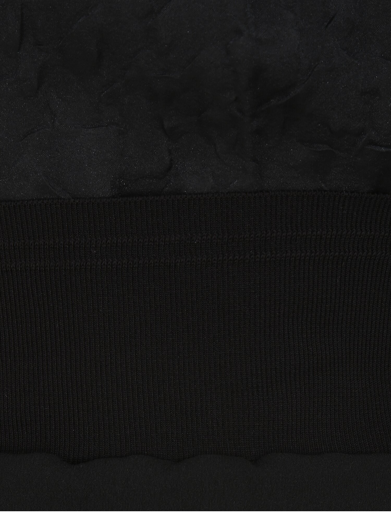 턱 디테일 하이넥 블라우스 (BLACK)