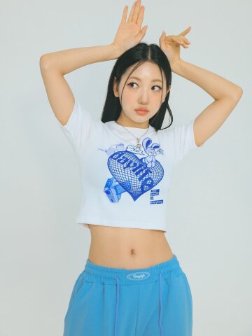 하트 데이니 크롭 하프 티셔츠 (화이트)