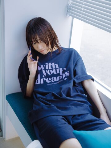 드림 하프 스웨트 티셔츠 (네이비)