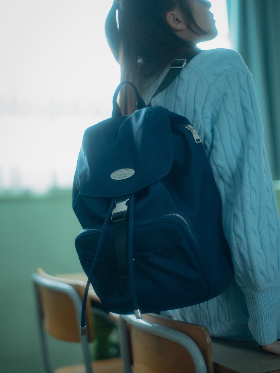 논 플롯 백팩 (네이비)