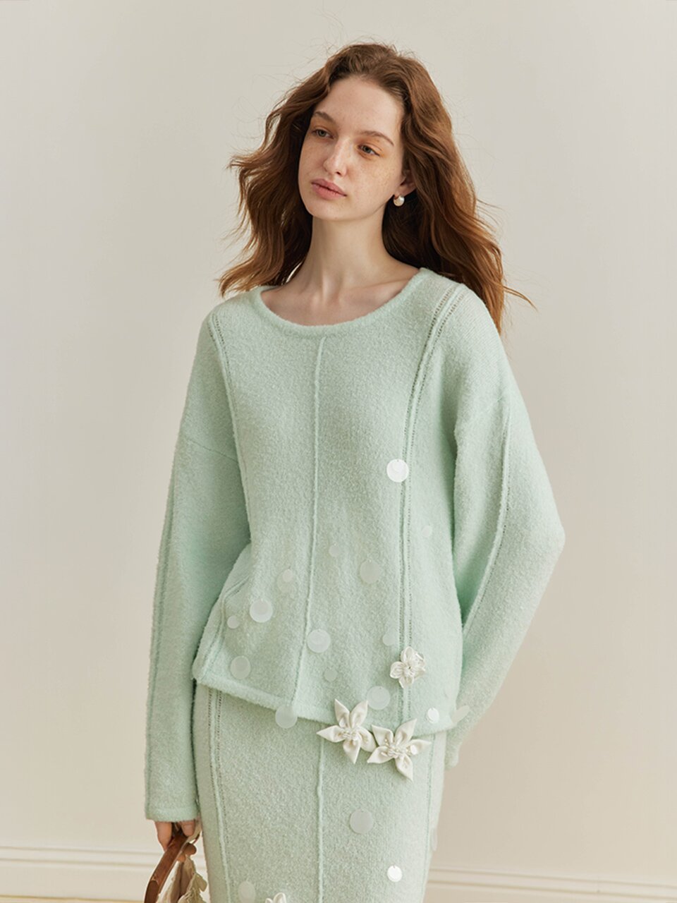 YY_Crew neck flower knit