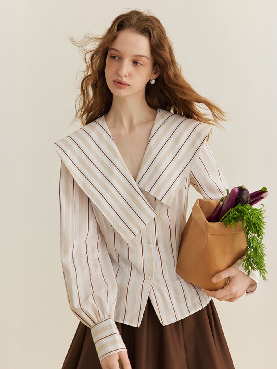 YY_V-neck striped blouse