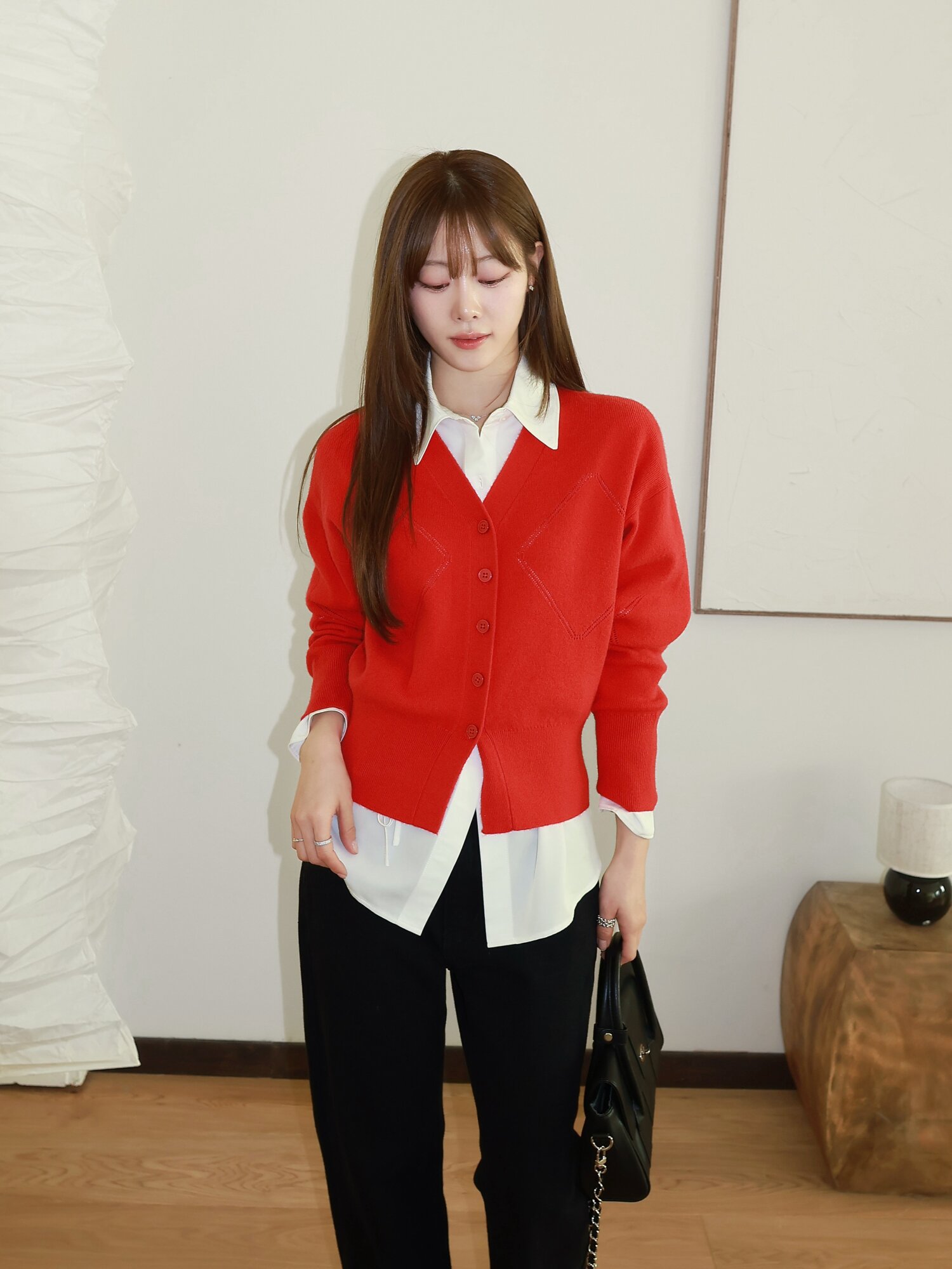 다이아 펀칭 브이넥 가디건 (RED)