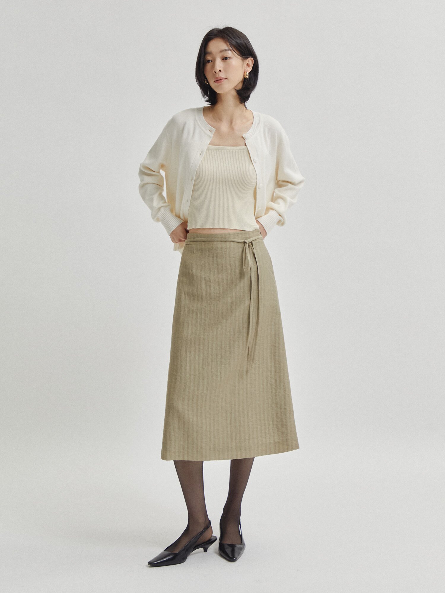 벨티드 링클 A라인 스커트 (LIGHT KHAKI)